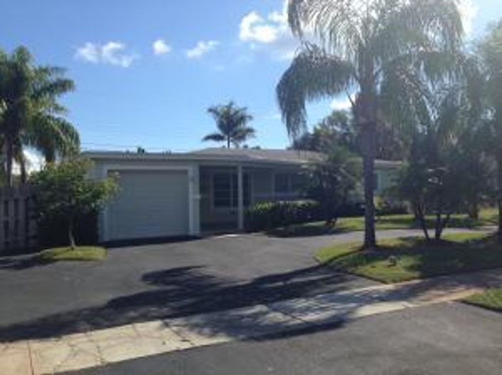 Photo of 2098 NE 4th Court, Boca Raton, FL 33431 (MLS # R11138669)