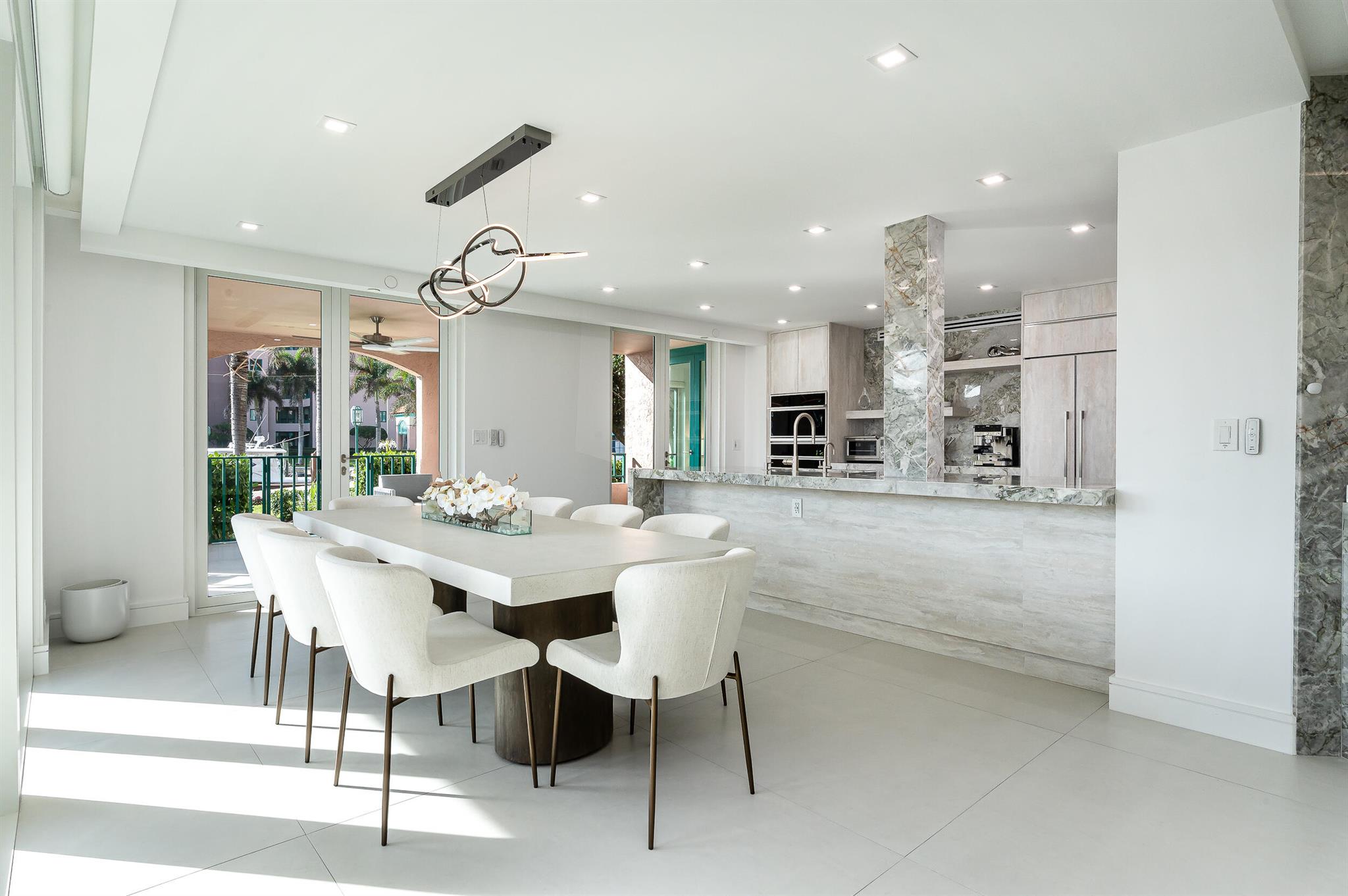 Mizner Court - Residential