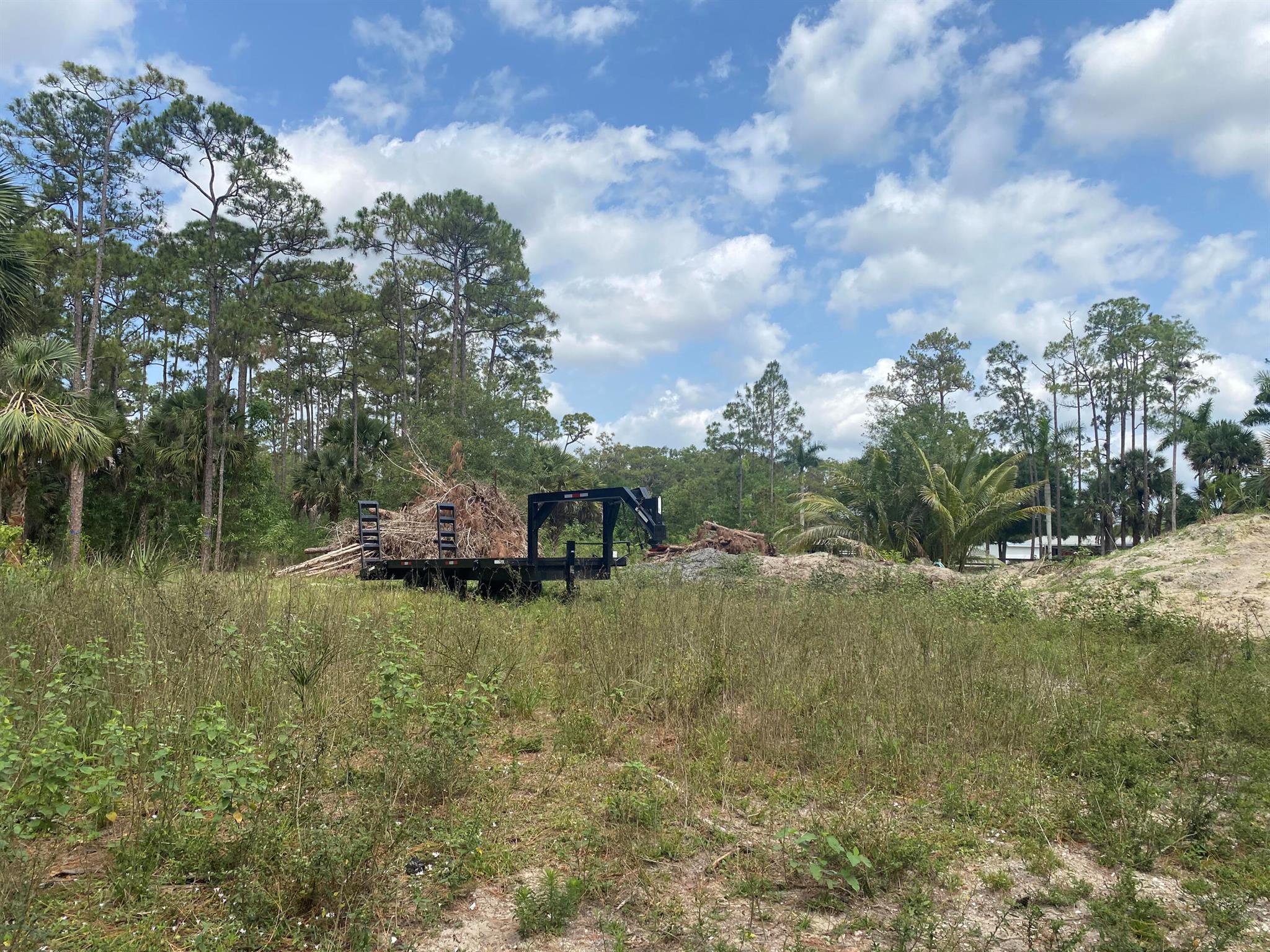 LOXAHATCHEE GROVES IN - Land