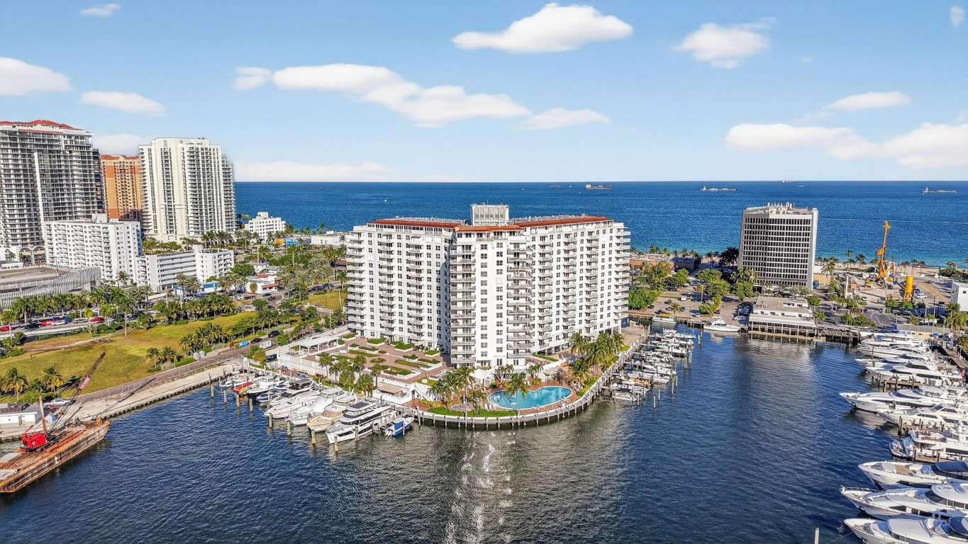 1 Las Olas Circle 307