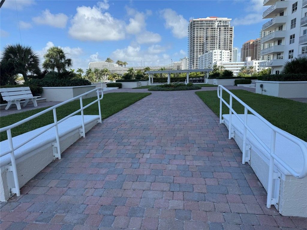 Photo of 1 Las Olas Circle #307, Fort Lauderdale, FL 33316 (MLS # F10529702)