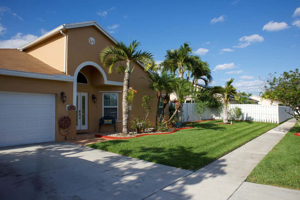 Photo of 9761 ATLANTIC Drive, Miramar, FL 33025 (MLS # B26058295)