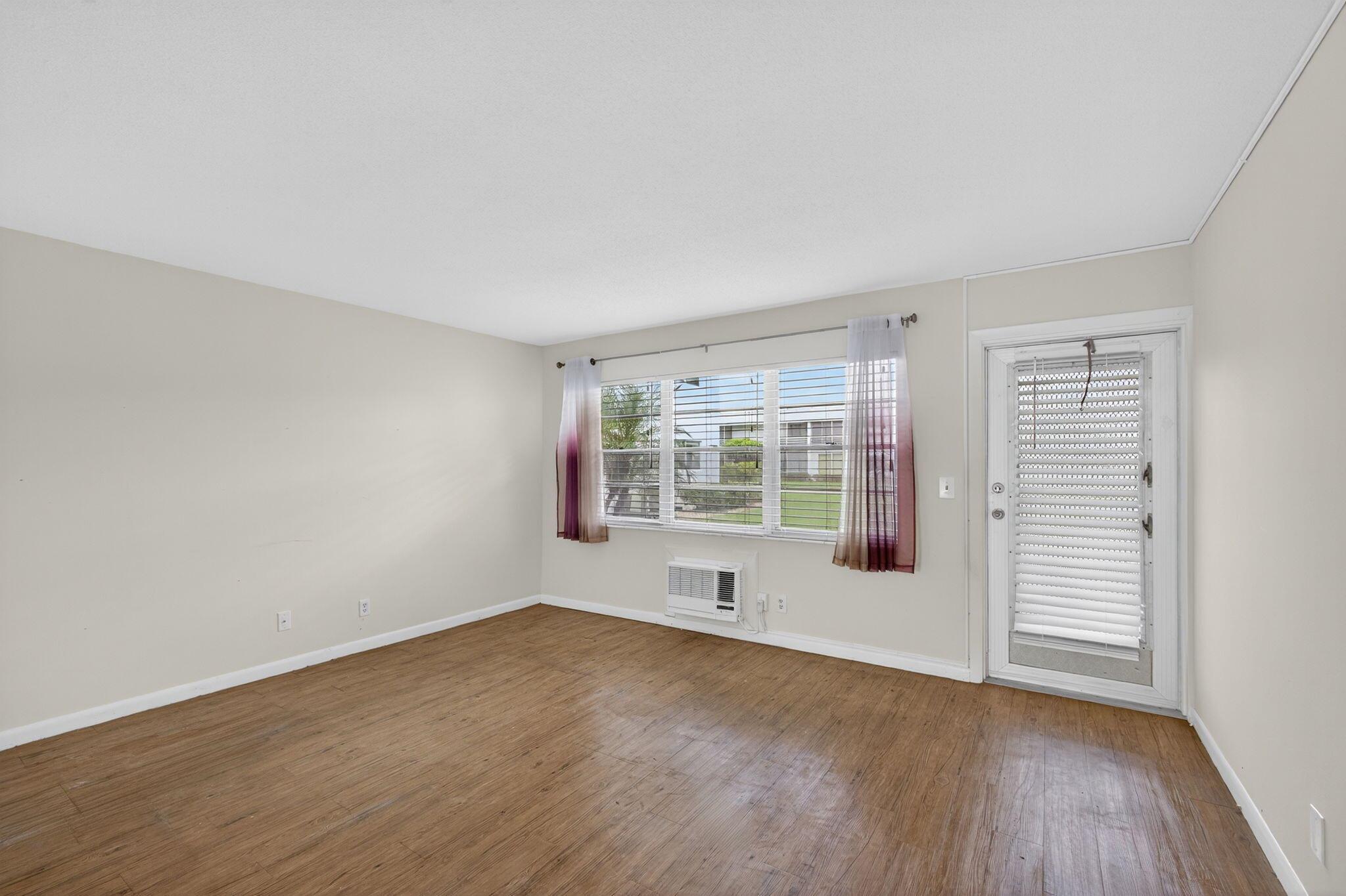 COVENTRY CONDO - Residential