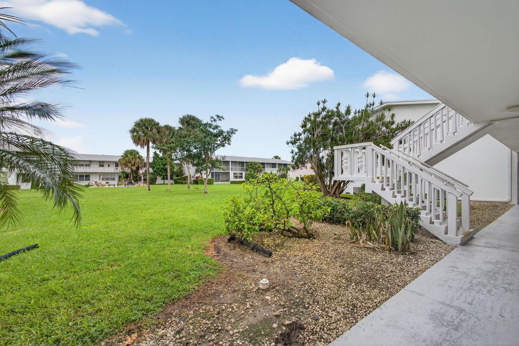 Photo of 150 Coventry G, West Palm Beach, FL 33417 (MLS # R11137372)