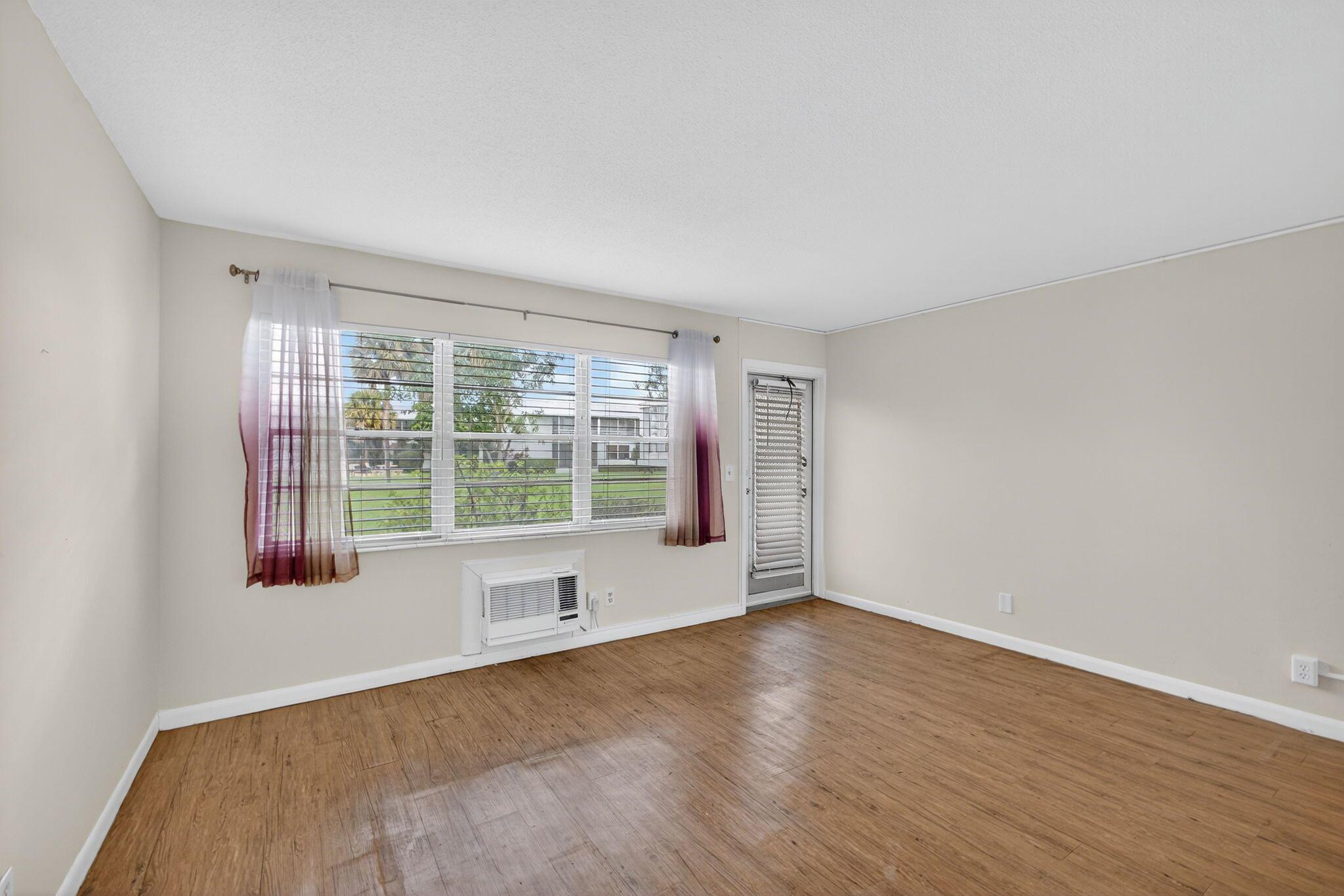 COVENTRY CONDO - Residential