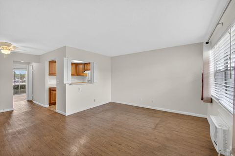 JUST LISTED PALM BEACH 55 PLUS CONDOS FOR SALE 150 Coventry G West Palm Beach FL 33417