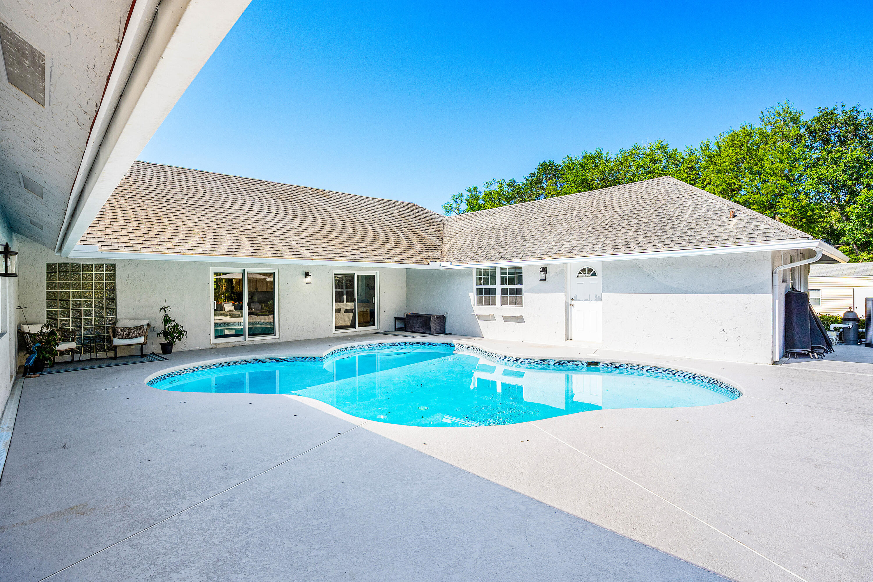 PALM BEACH RANCHETTES - Residential