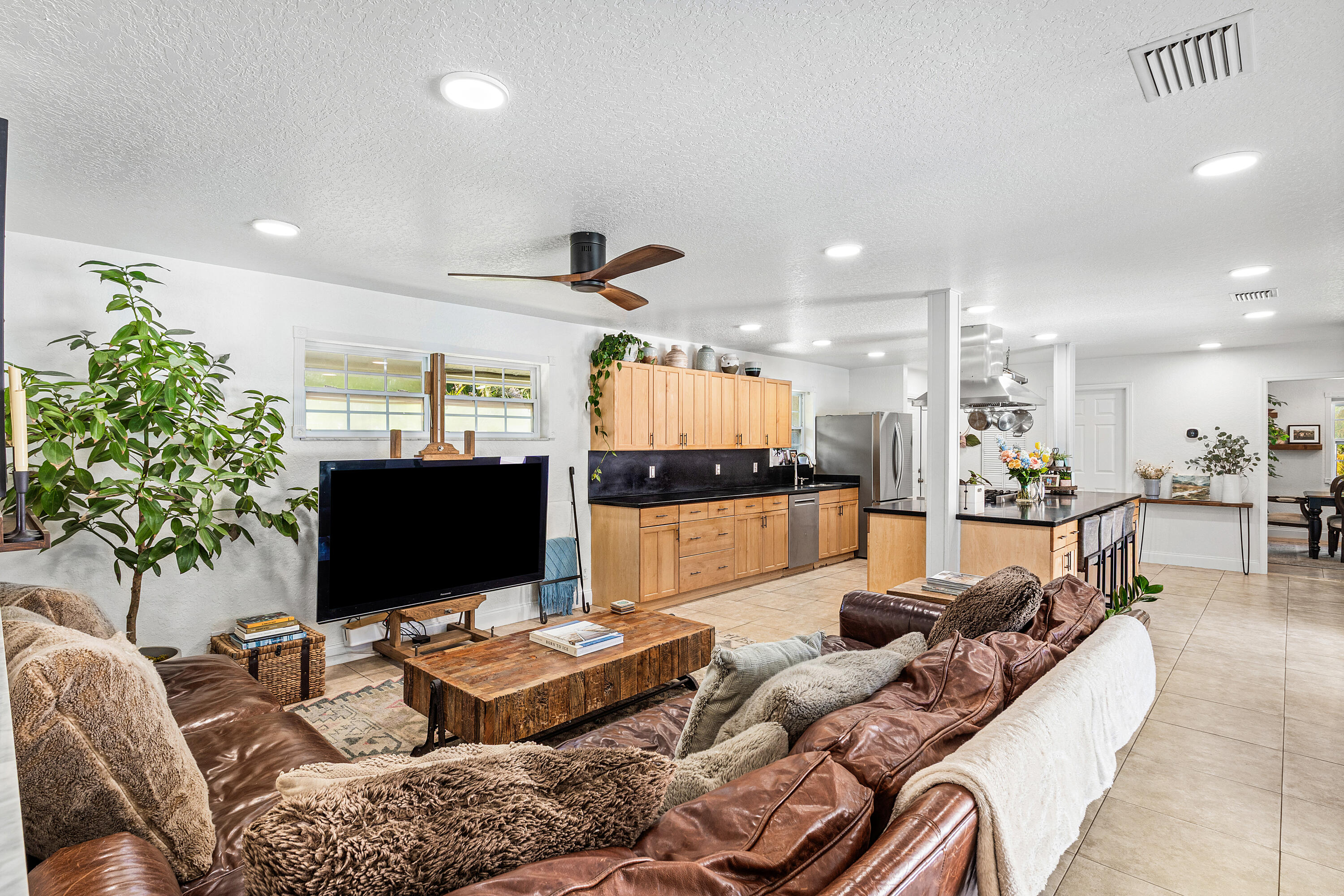 PALM BEACH RANCHETTES - Residential