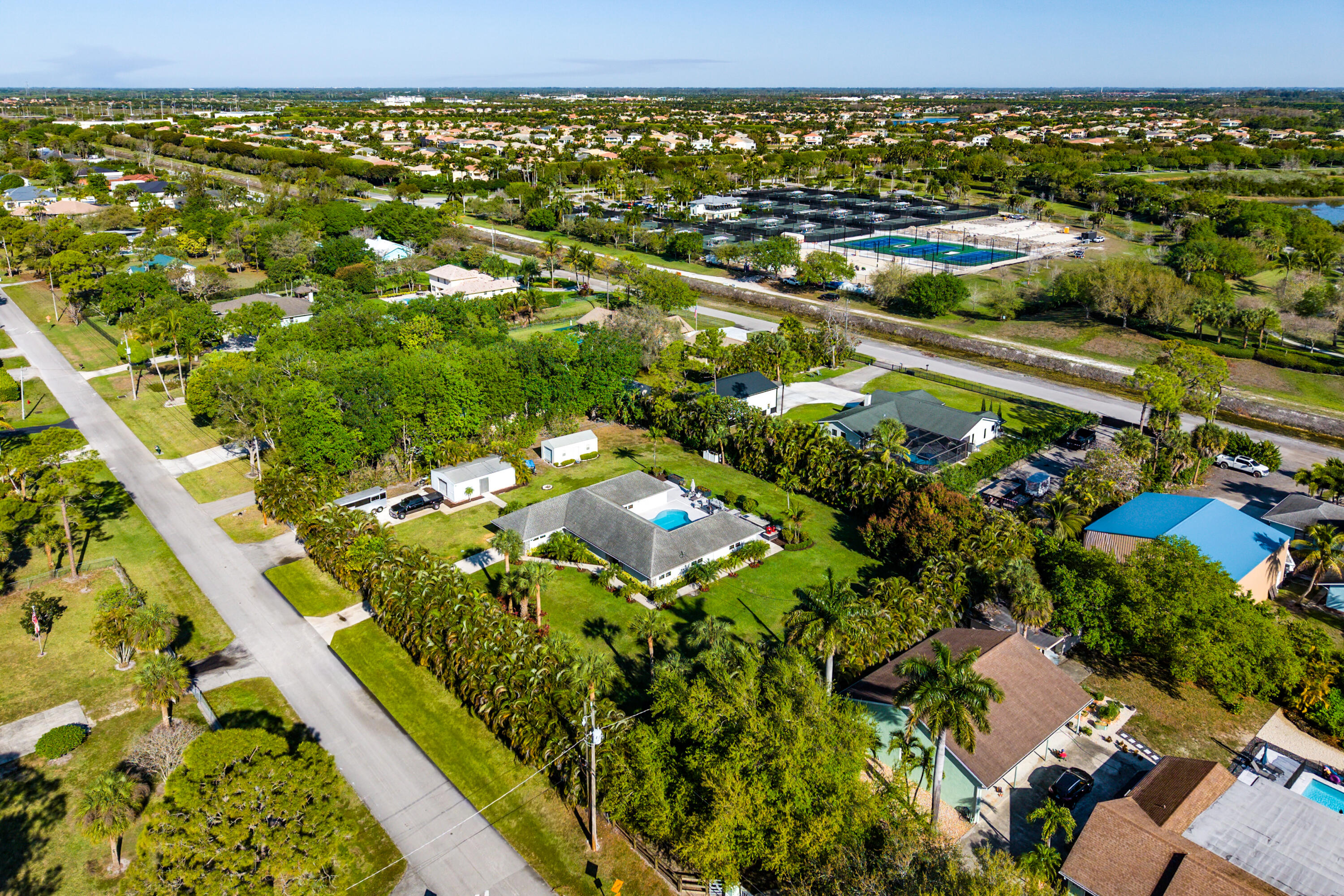 PALM BEACH RANCHETTES - Residential