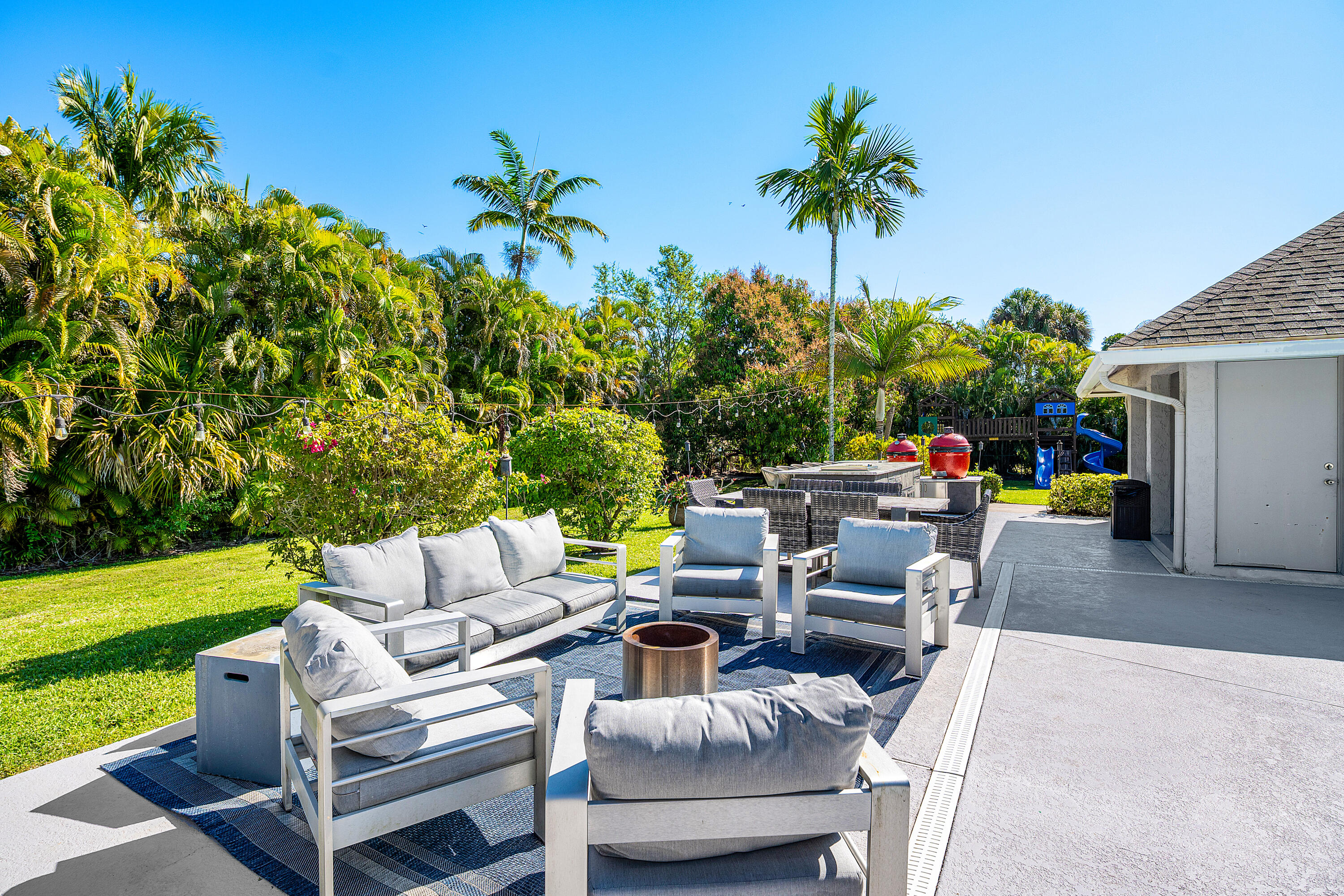 PALM BEACH RANCHETTES - Residential