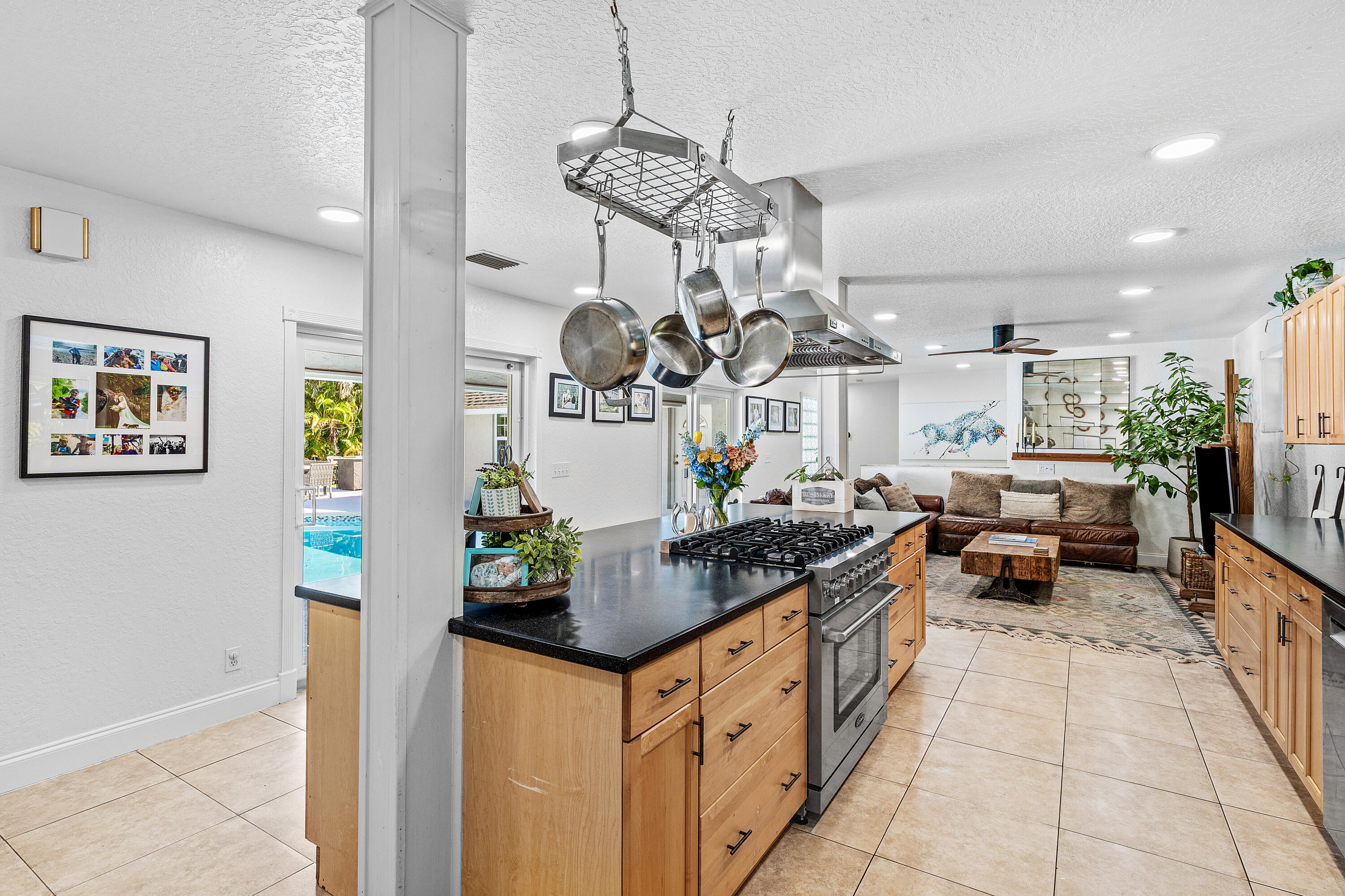 PALM BEACH RANCHETTES - Residential