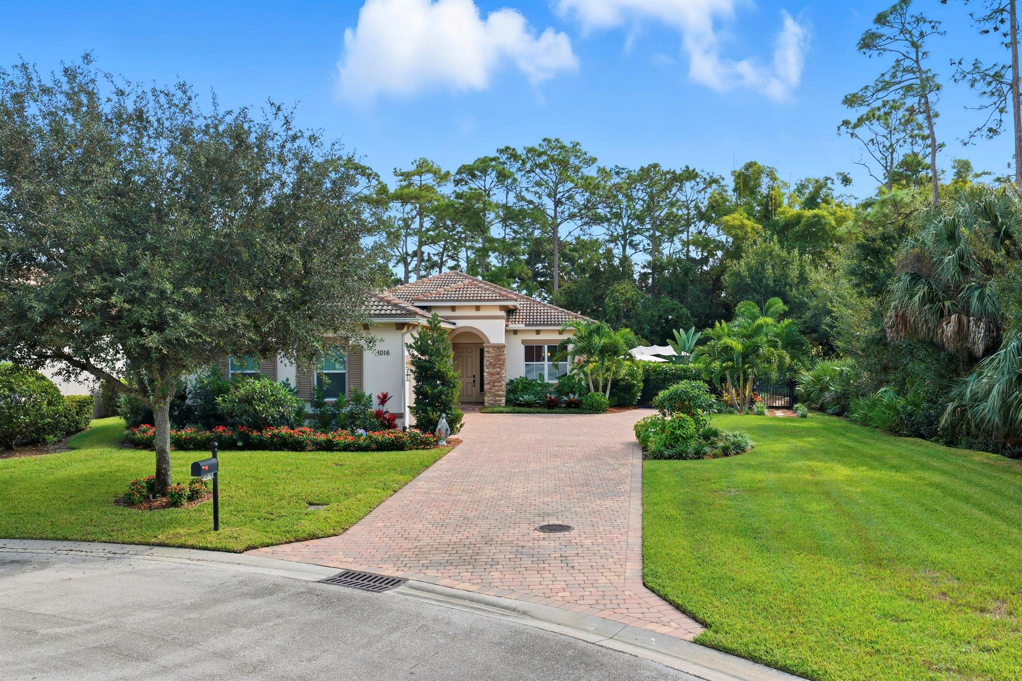 Savannah Estates - Residential