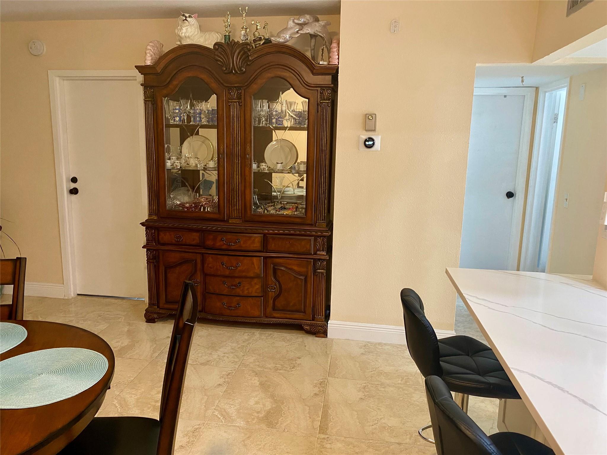 Oriole Golf & Tennis Club - Residential Lease