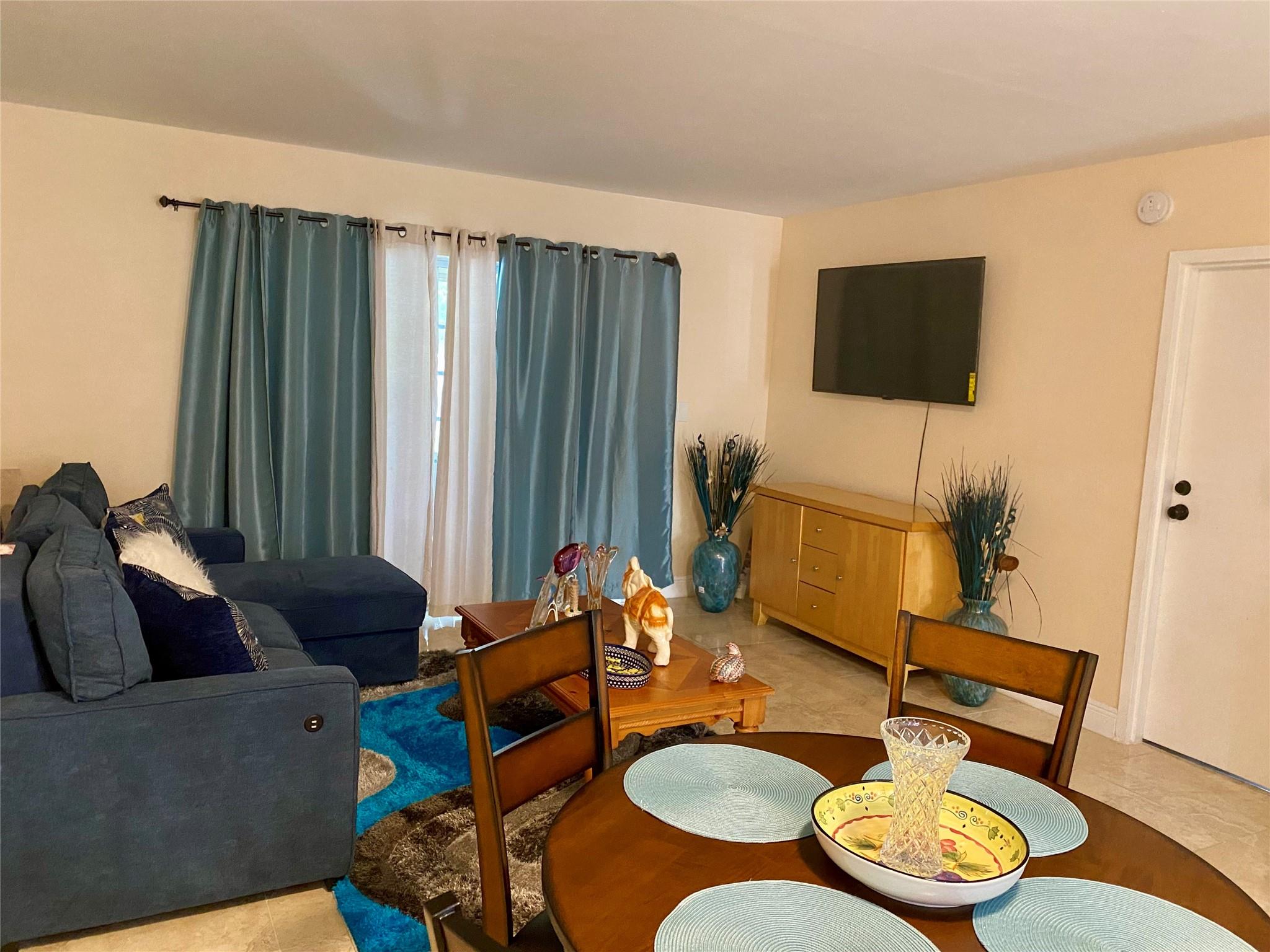 Oriole Golf & Tennis Club - Residential Lease