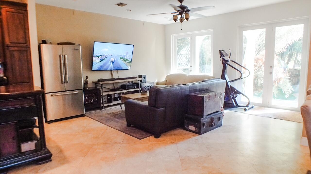 LAKE WORTH TOWN OF - Residential