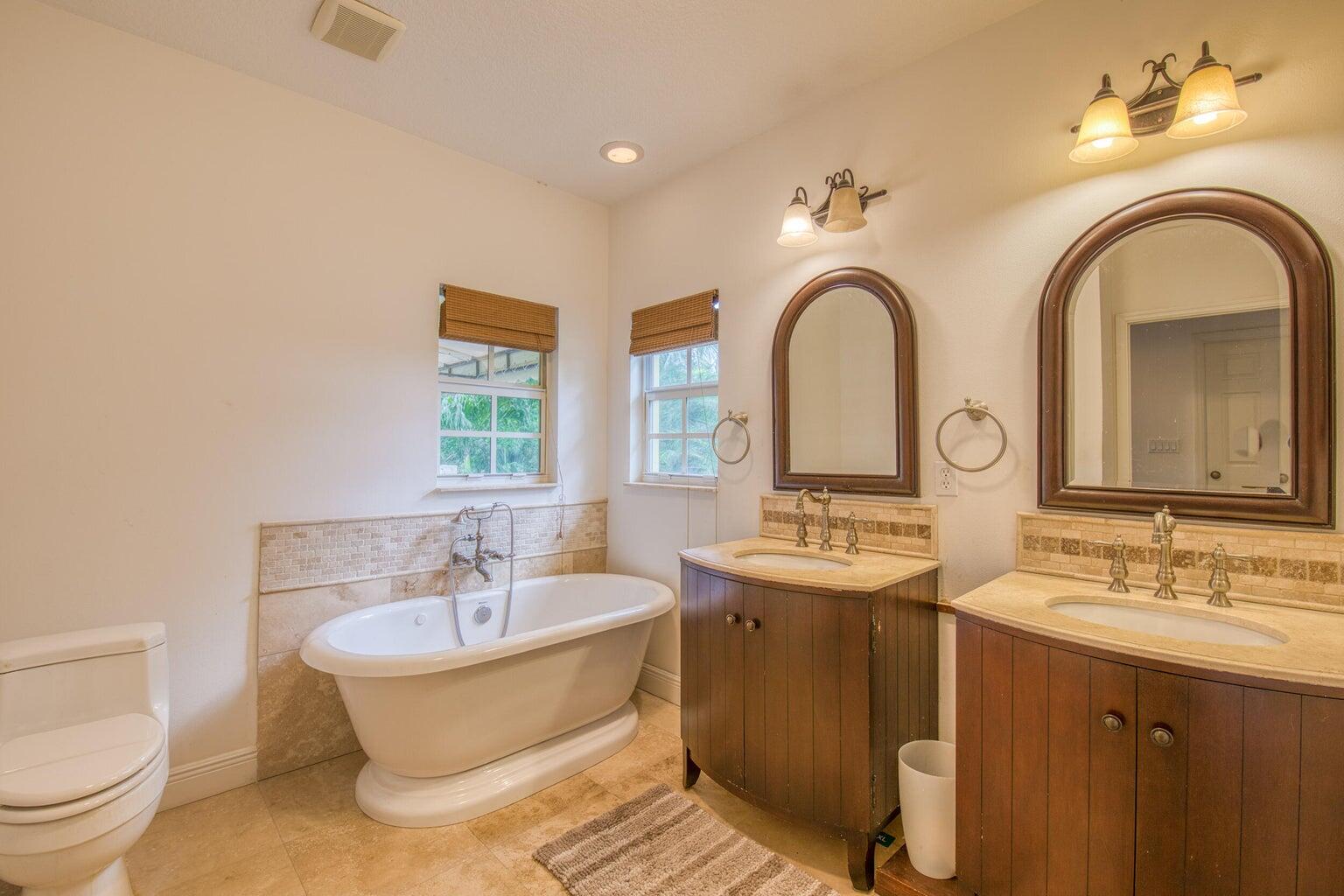 LAKE WORTH TOWN OF - Residential