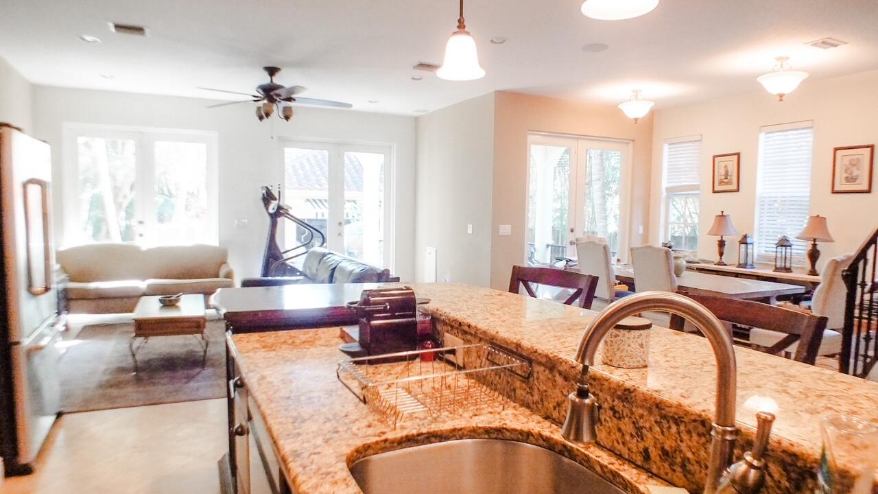 LAKE WORTH TOWN OF - Residential