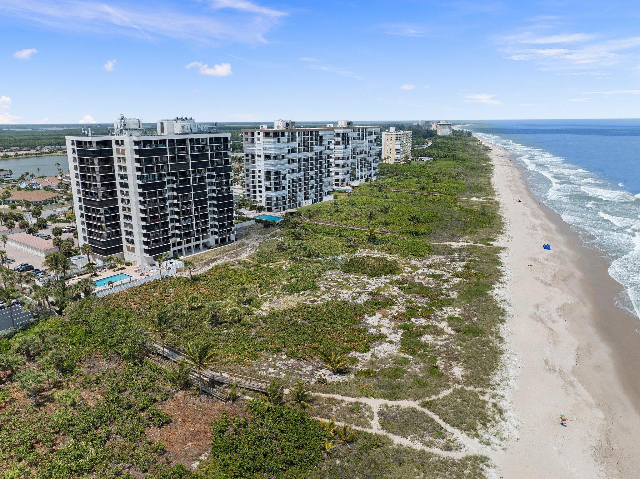 SANDS ON THE OCEAN SECTIO - Residential