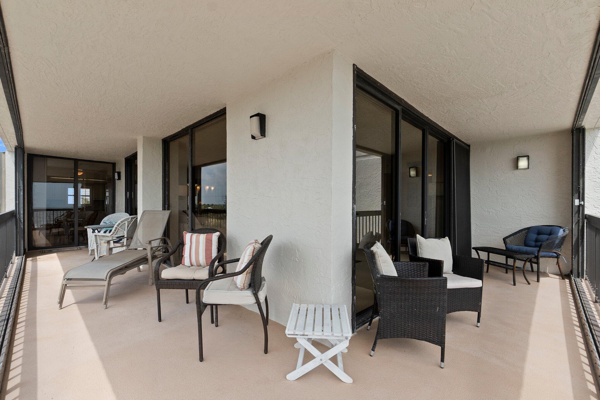 SANDS ON THE OCEAN SECTIO - Residential