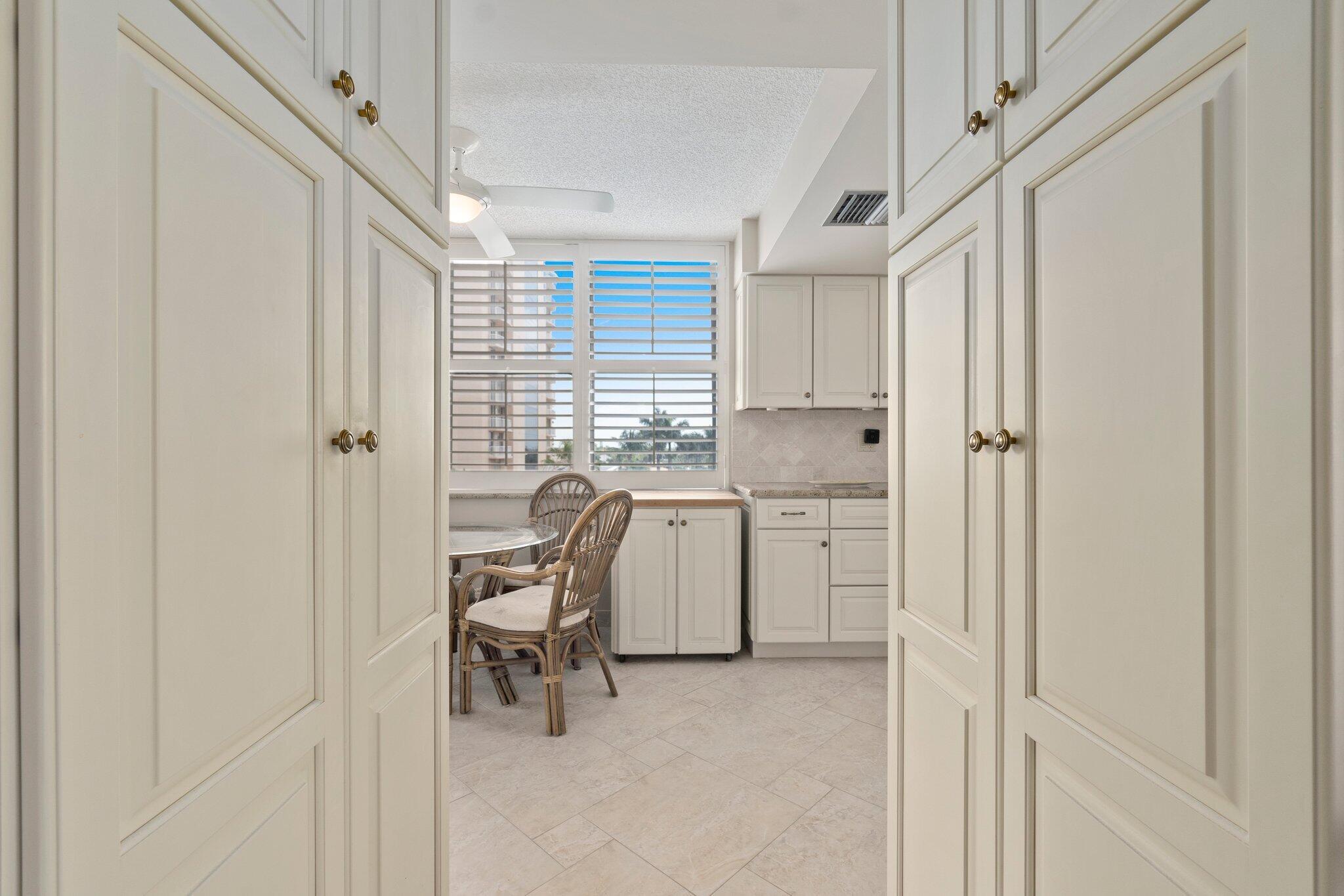 SANDS ON THE OCEAN SECTIO - Residential