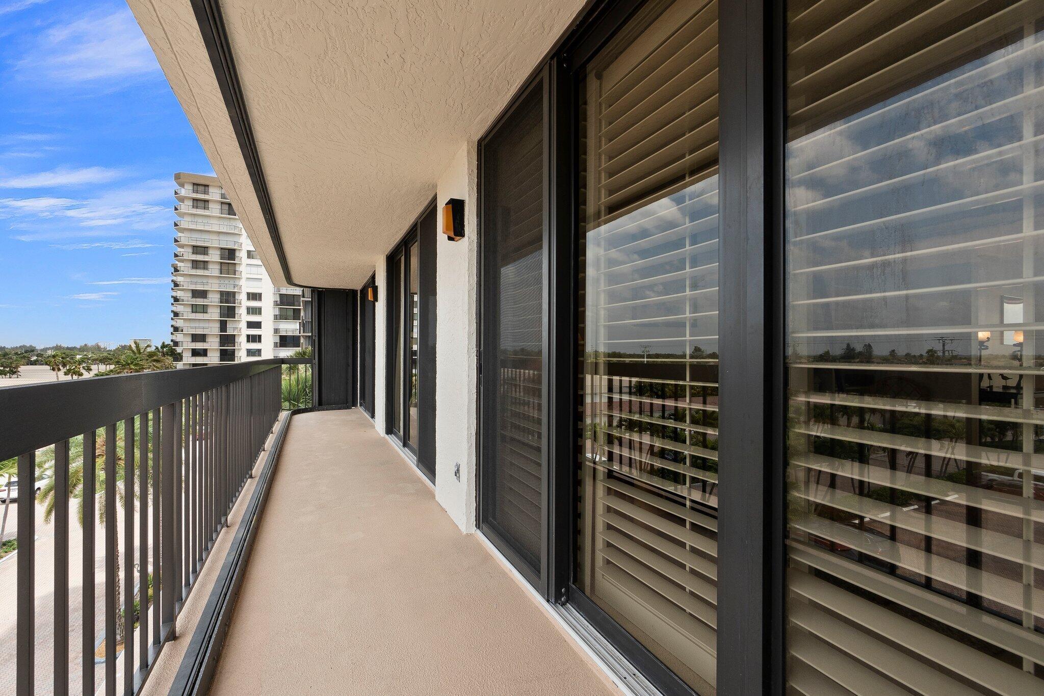 SANDS ON THE OCEAN SECTIO - Residential