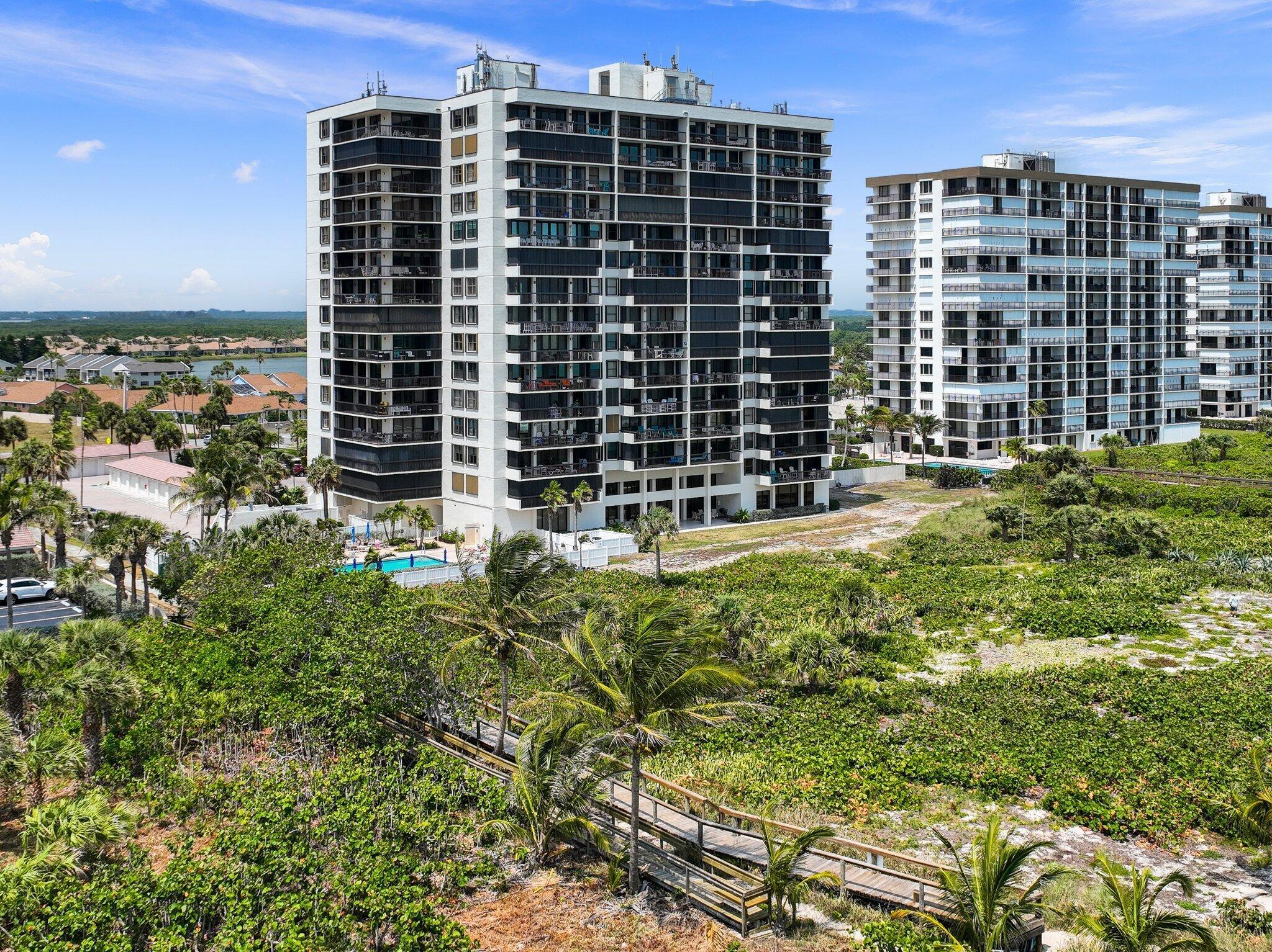 SANDS ON THE OCEAN SECTIO - Residential