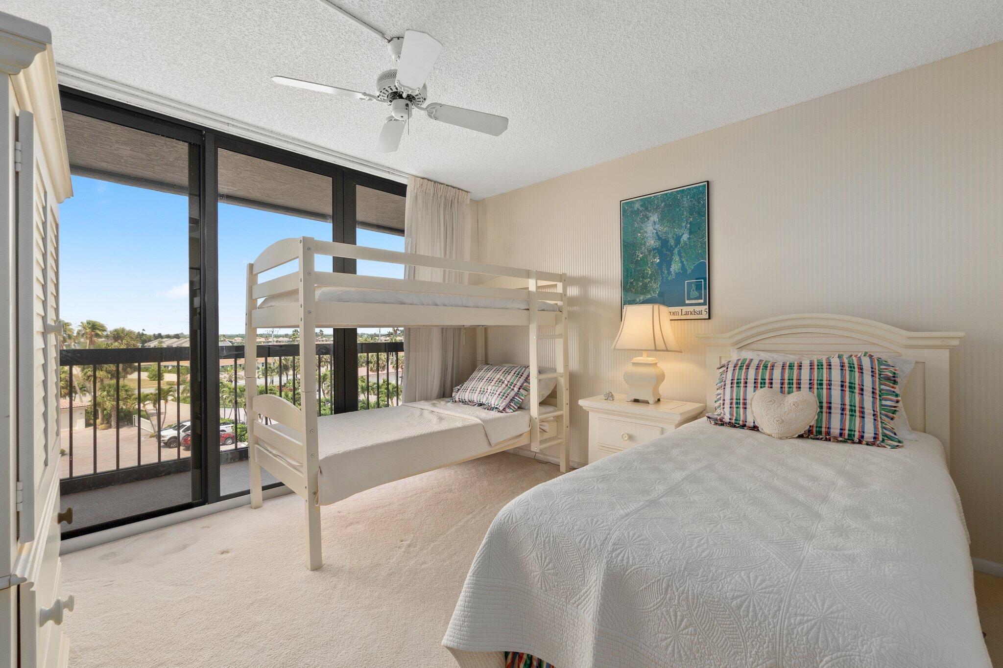 SANDS ON THE OCEAN SECTIO - Residential