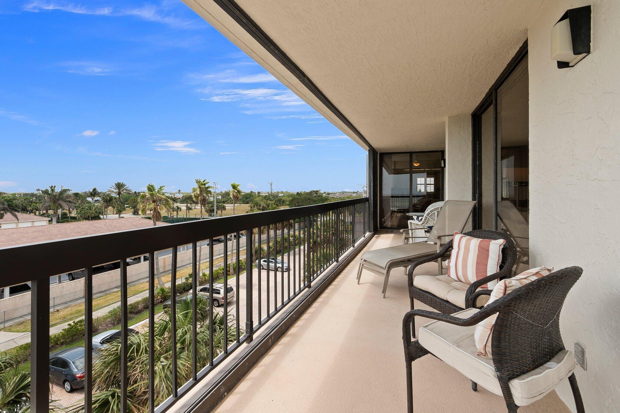 SANDS ON THE OCEAN SECTIO - Residential