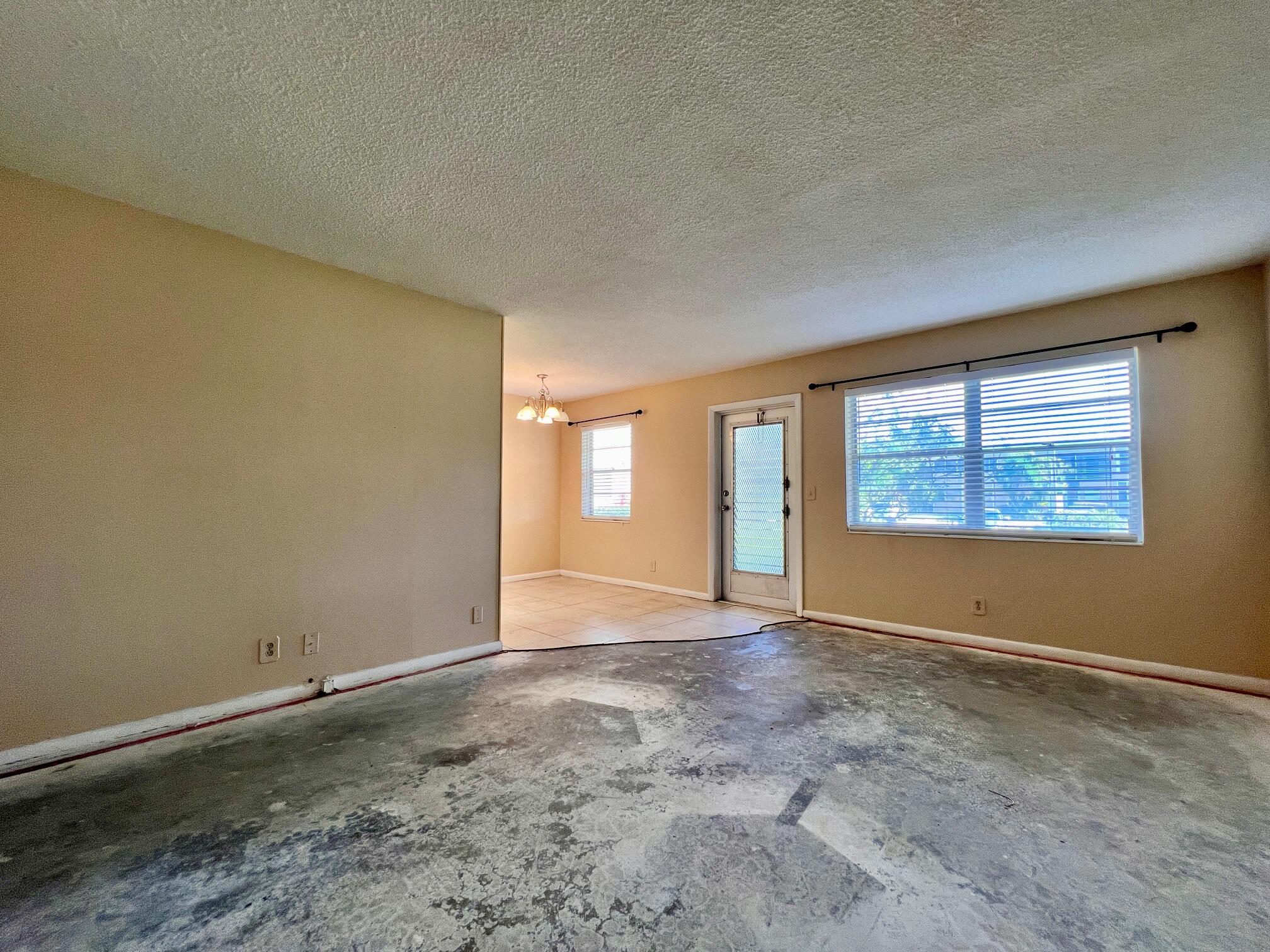 BEDFORD CONDO - Residential