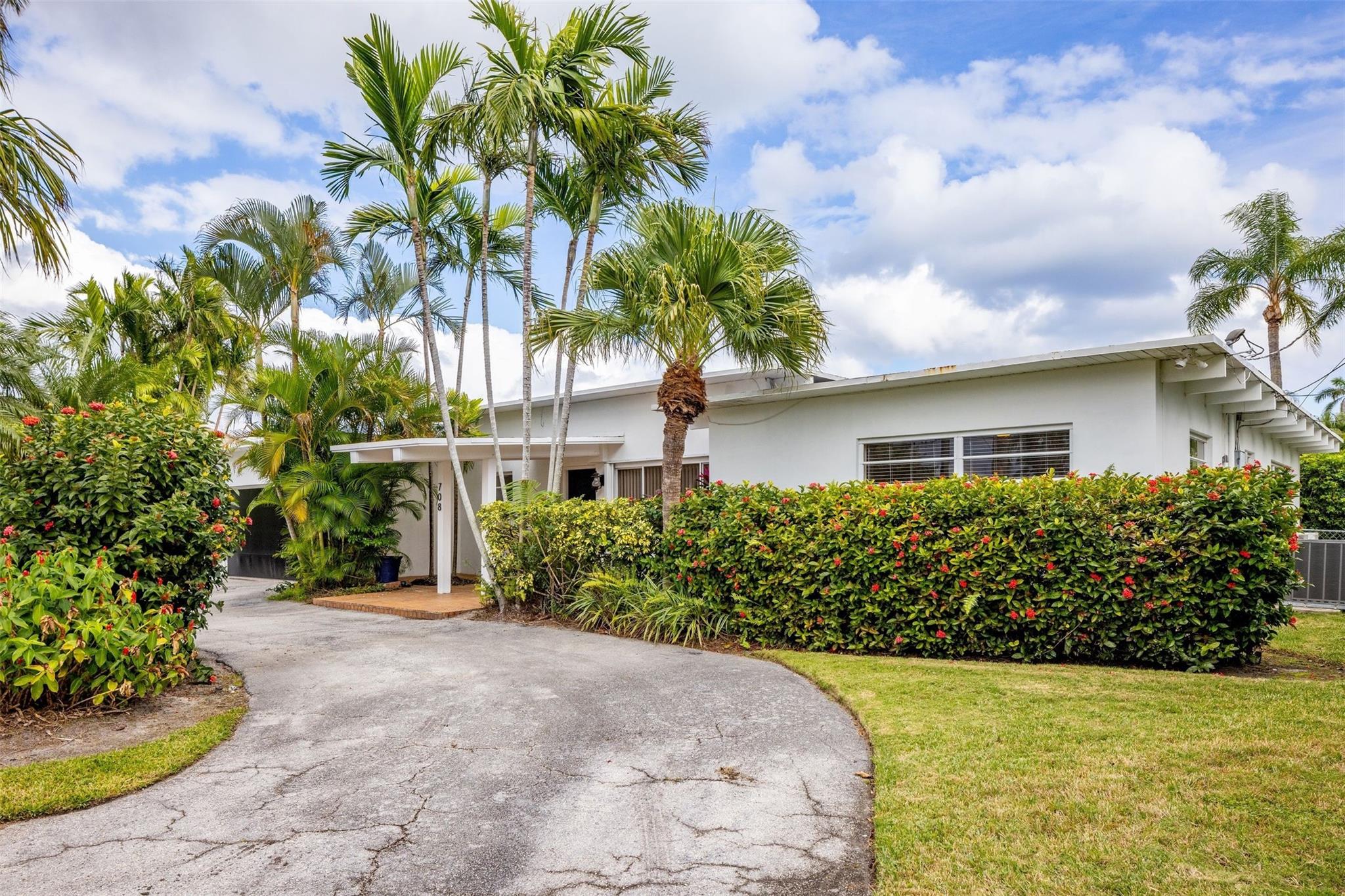 Riviera 6-17 B - Residential