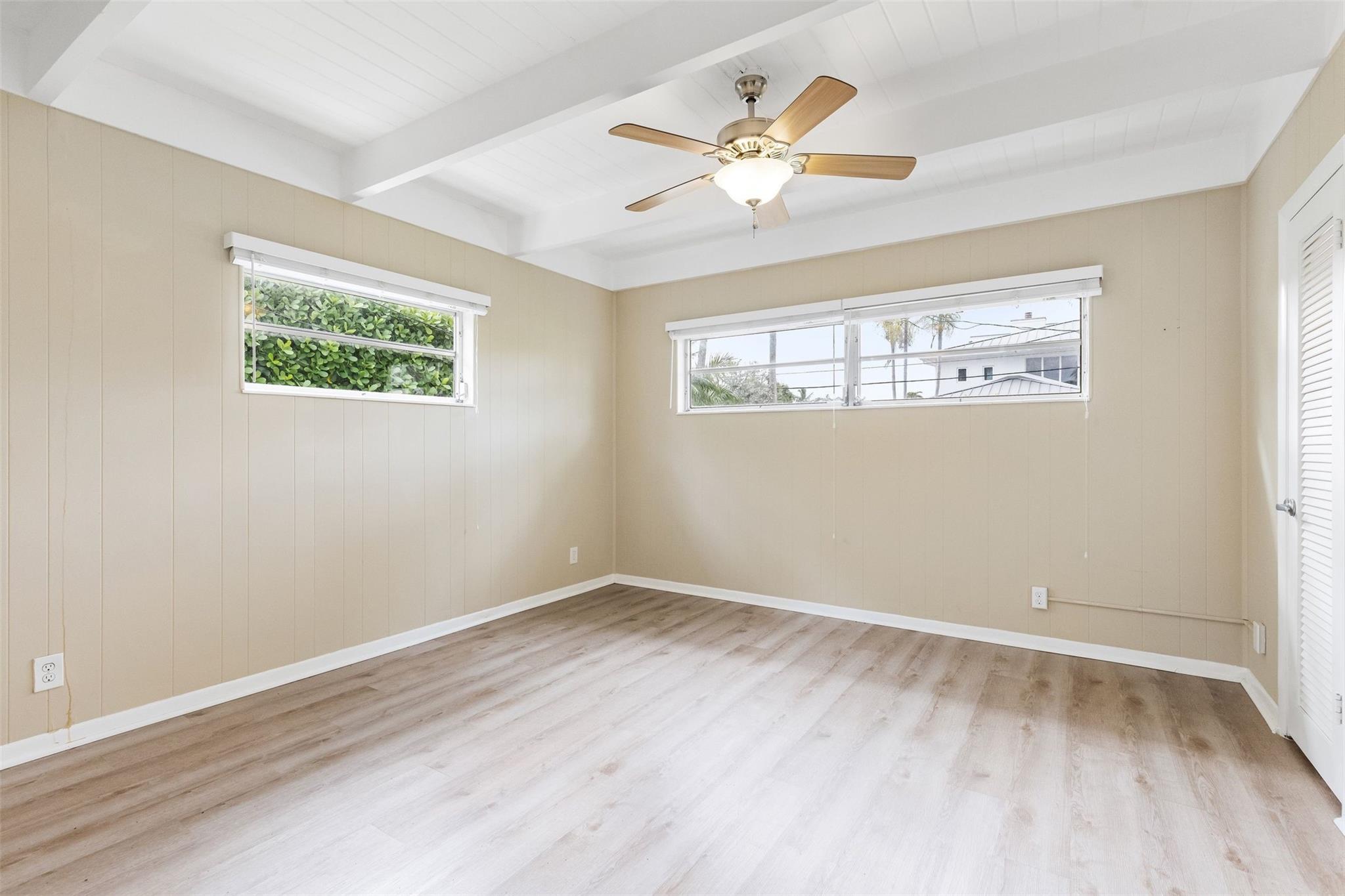 Riviera 6-17 B - Residential