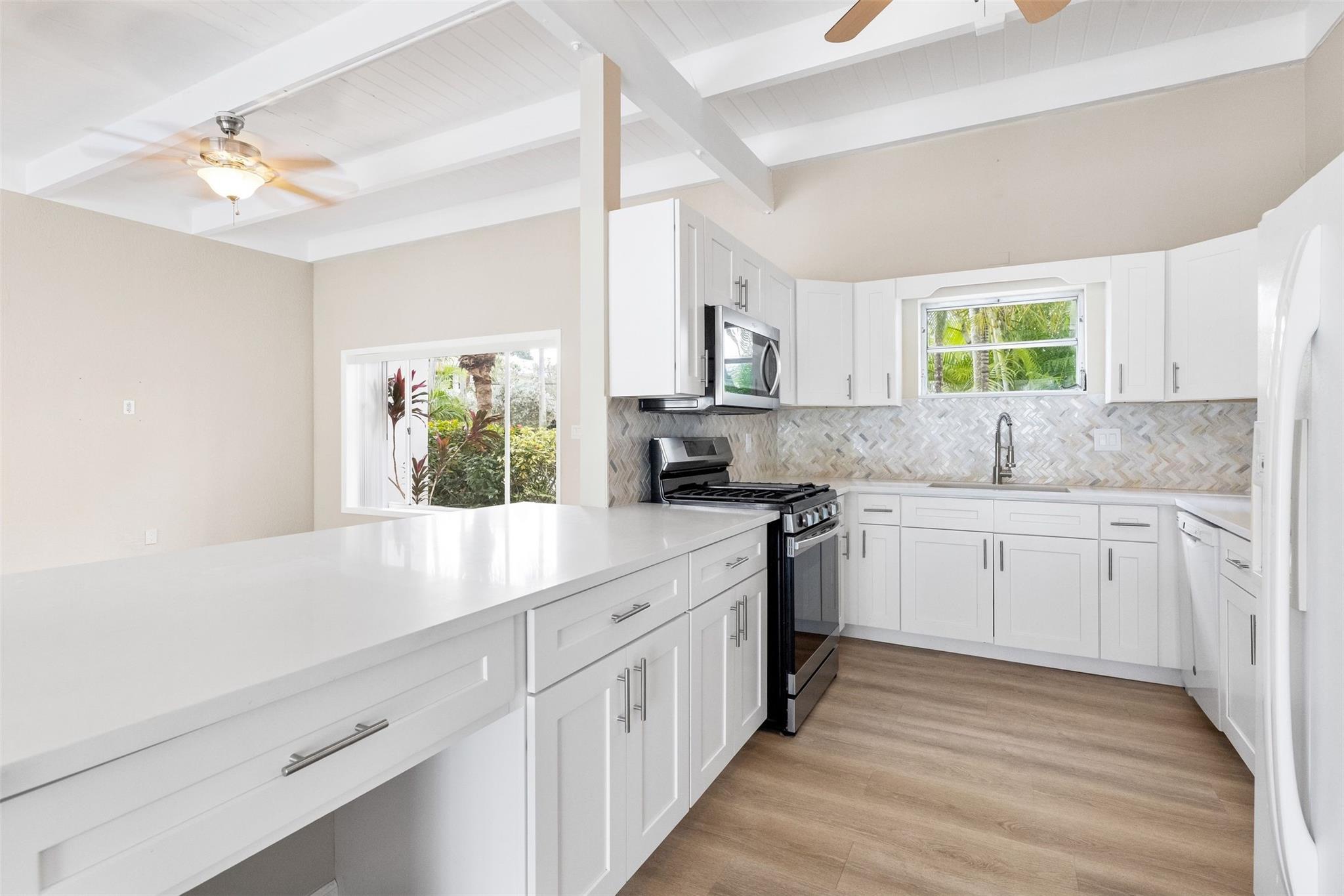 Riviera 6-17 B - Residential