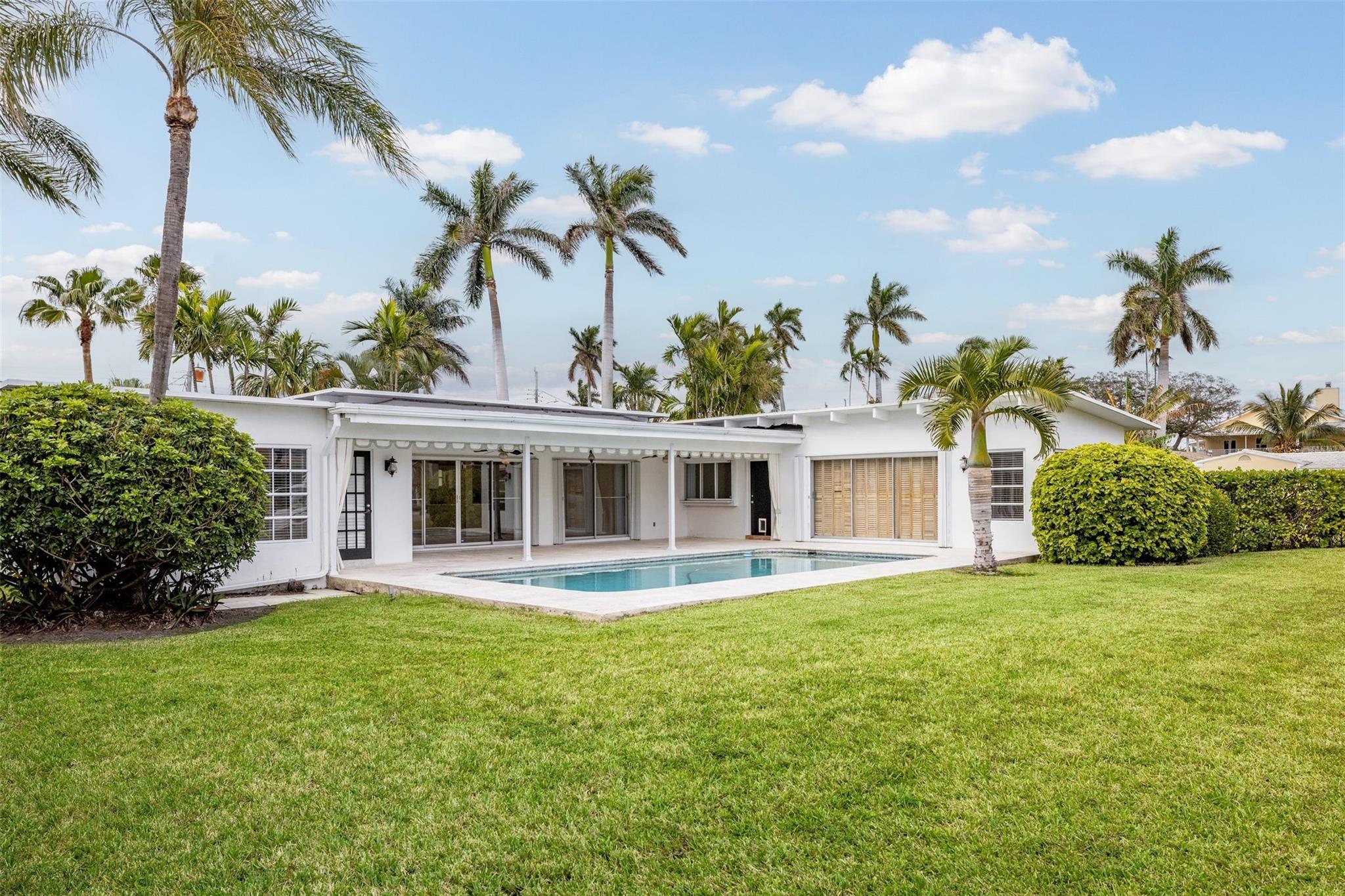 Riviera 6-17 B - Residential