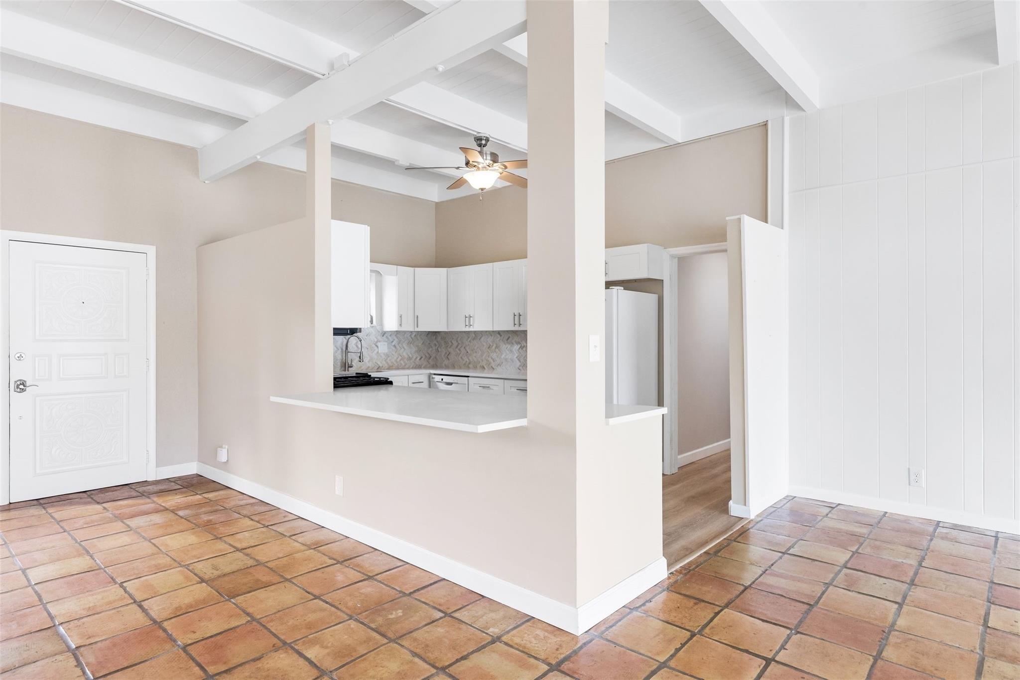 Riviera 6-17 B - Residential