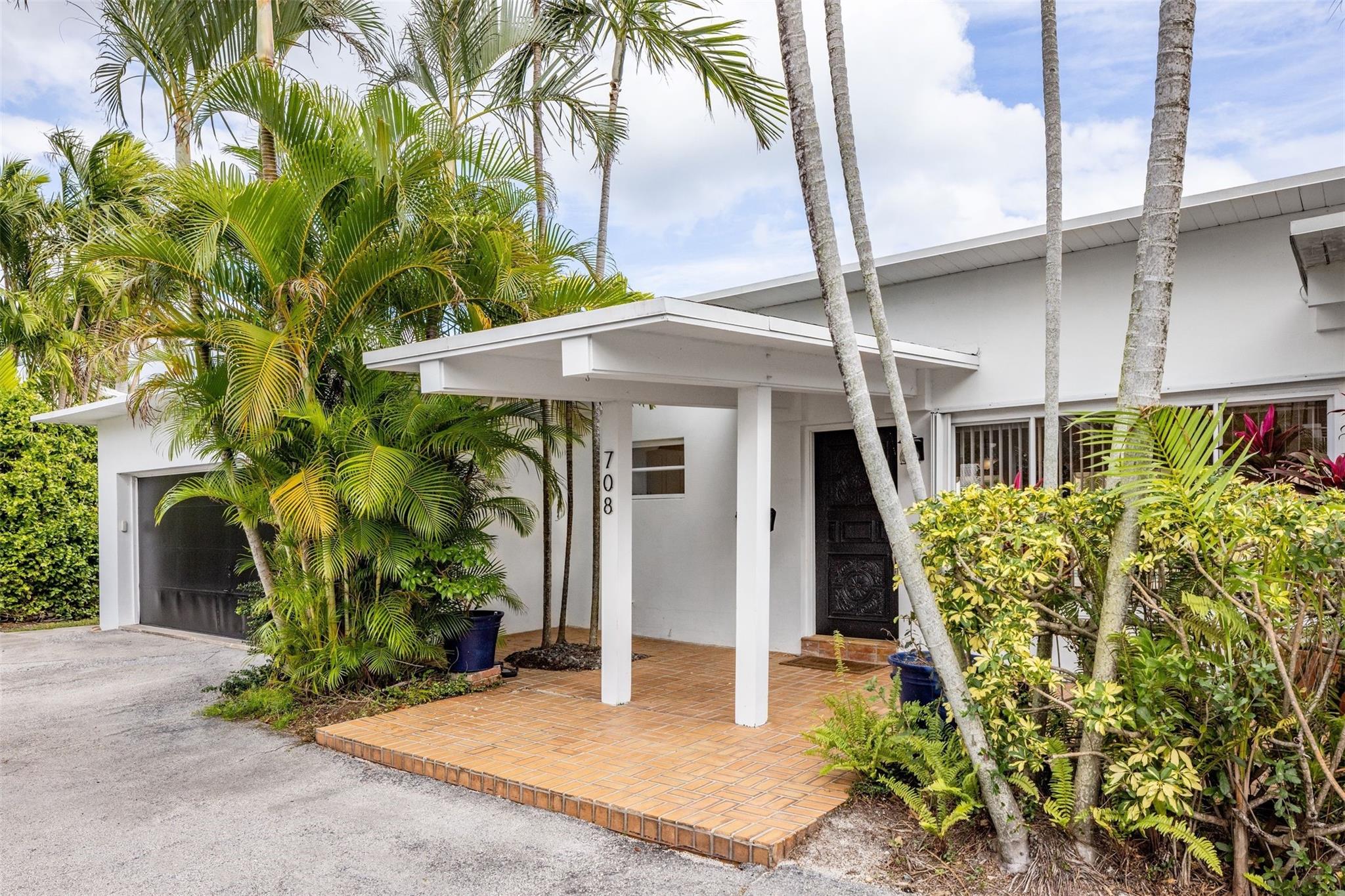 Riviera 6-17 B - Residential