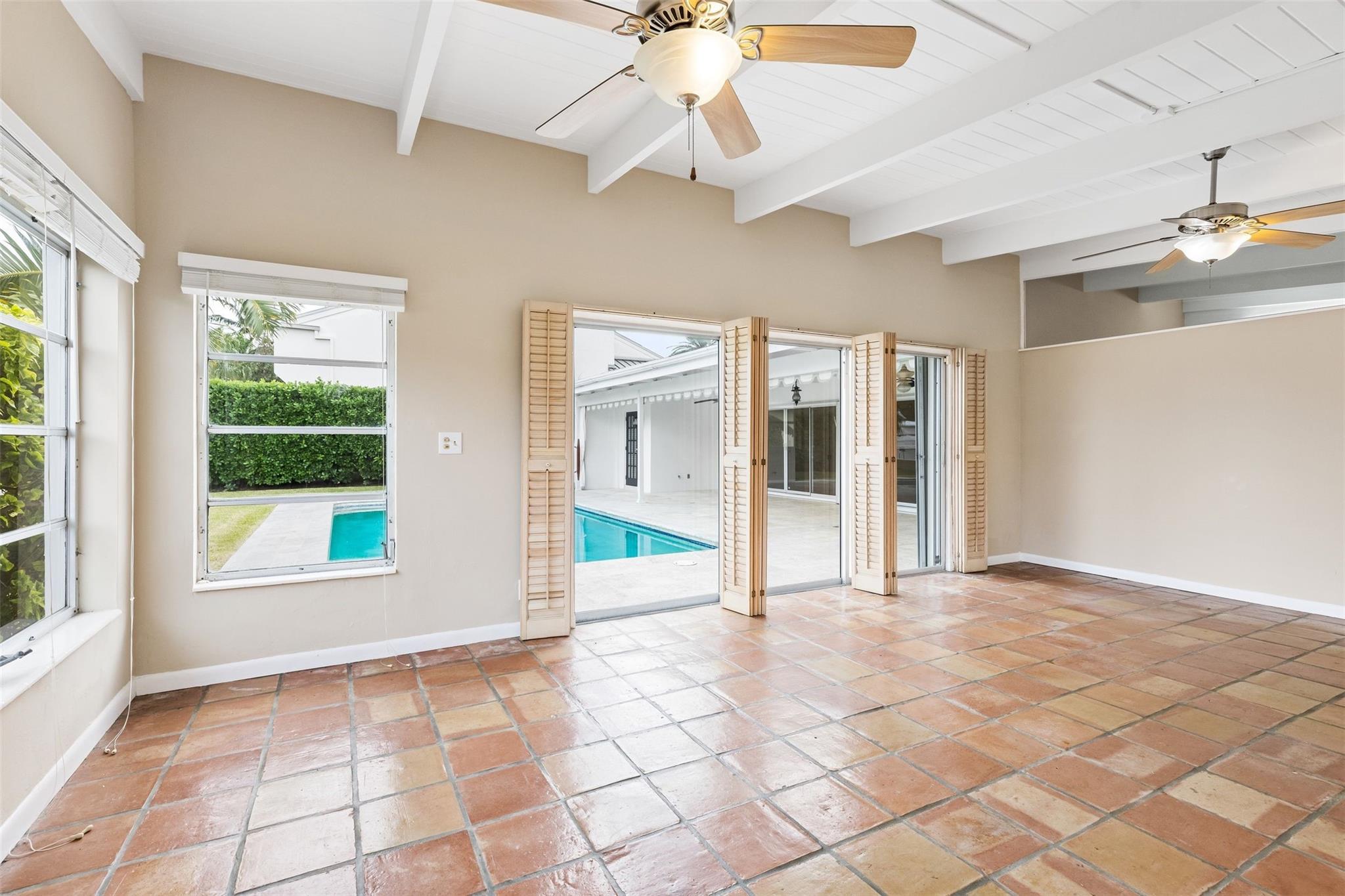 Riviera 6-17 B - Residential