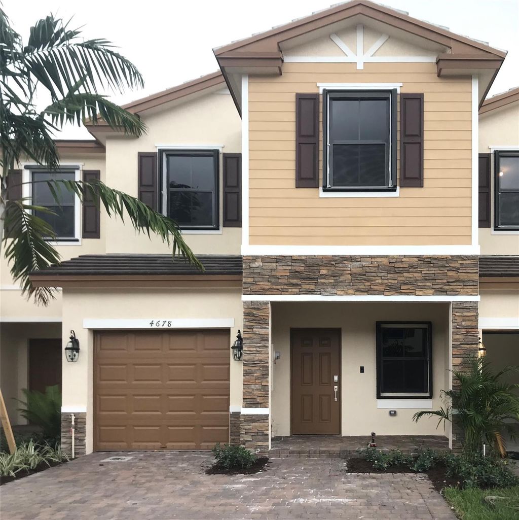 Photo of 4678 Santa Cruz Way, Davie, FL 33314 (MLS # F10550757)