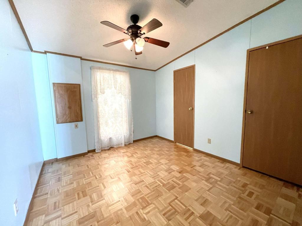 OASIS VILLAGE - Residential