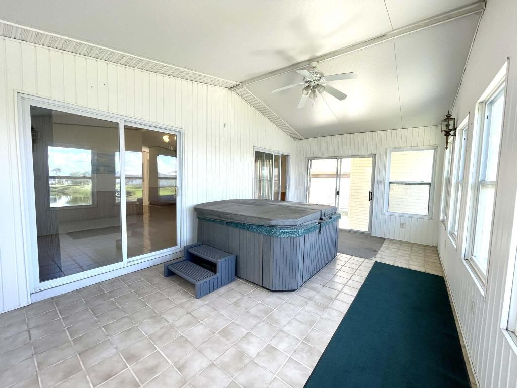 OASIS VILLAGE - Residential