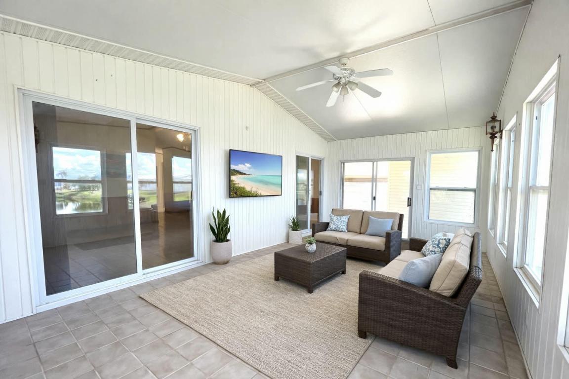 OASIS VILLAGE - Residential