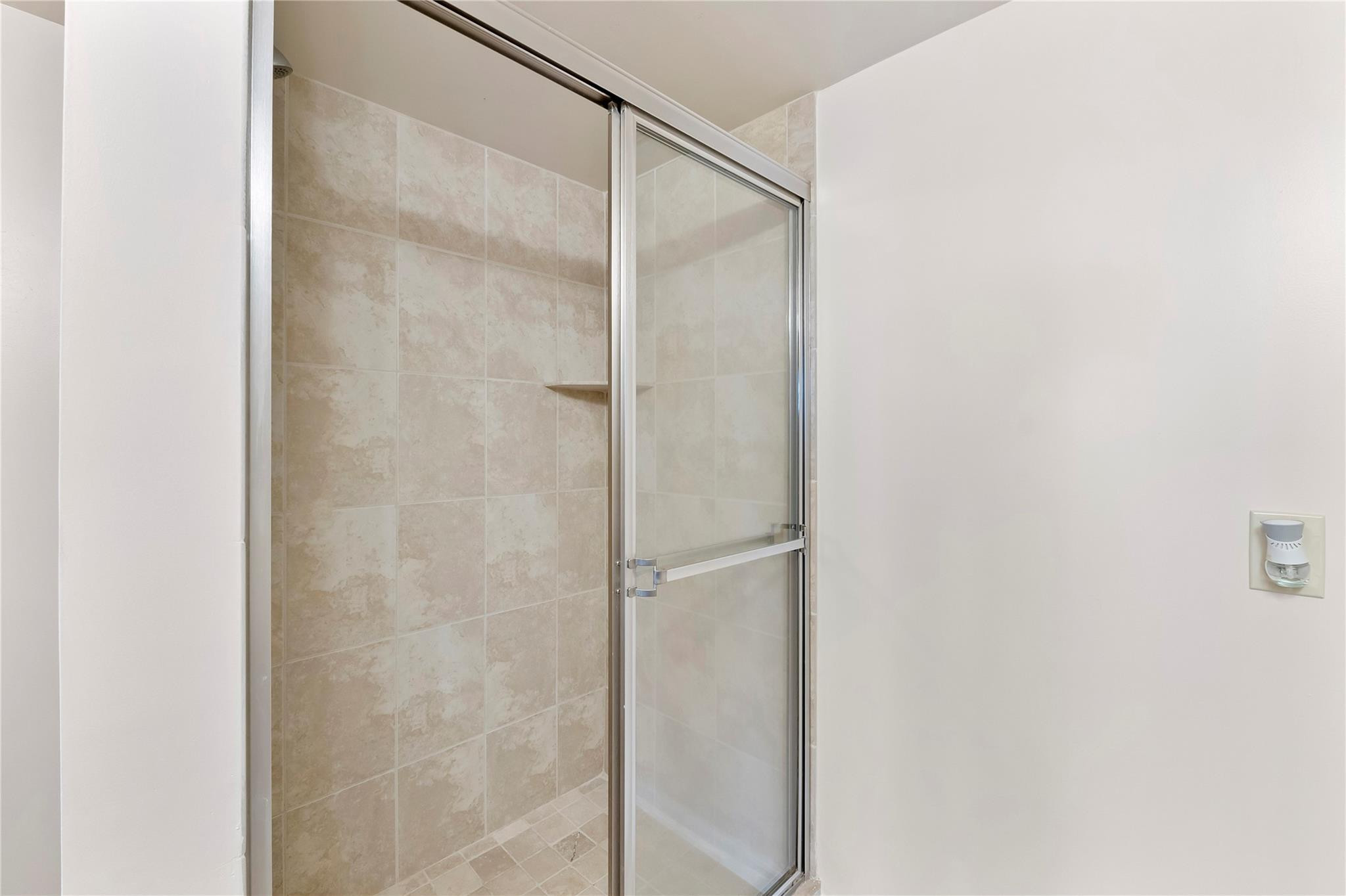 Coral Gate X Condo - Residential