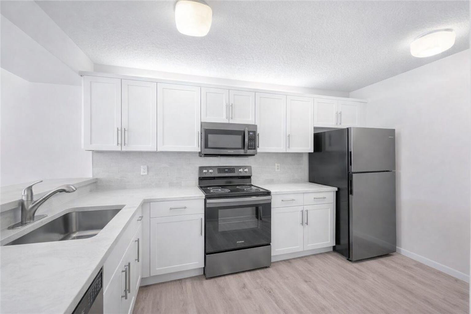 Coral Gate X Condo - Residential