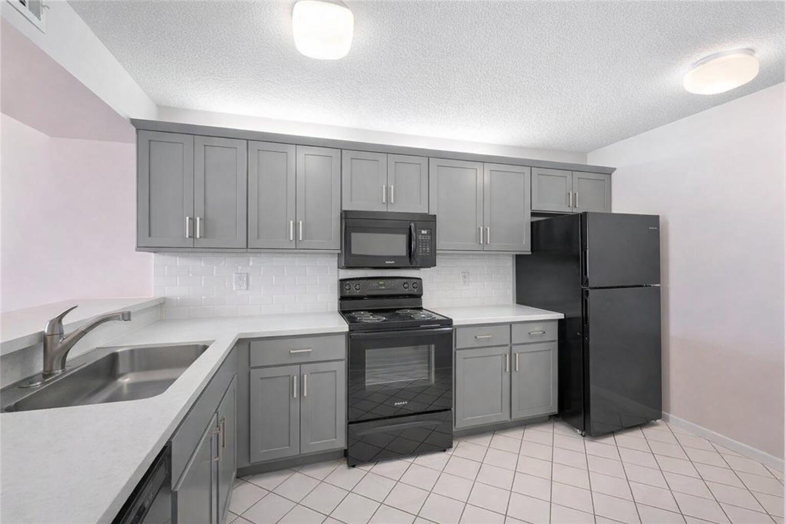 Coral Gate X Condo - Residential