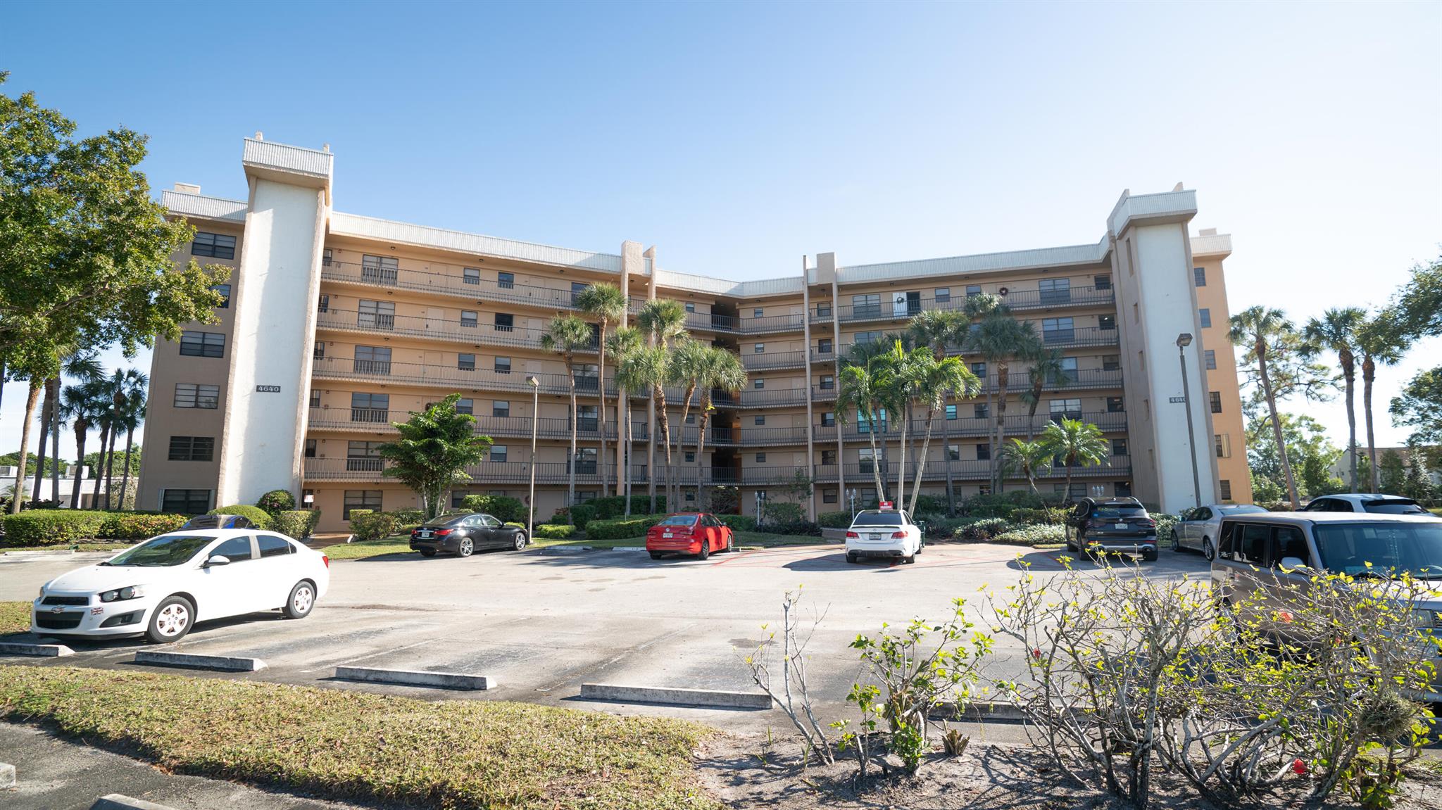 SUNRISE OF PALM BEACH CON - Residential Lease
