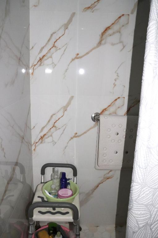 Kings Point Flanders - Residential Lease