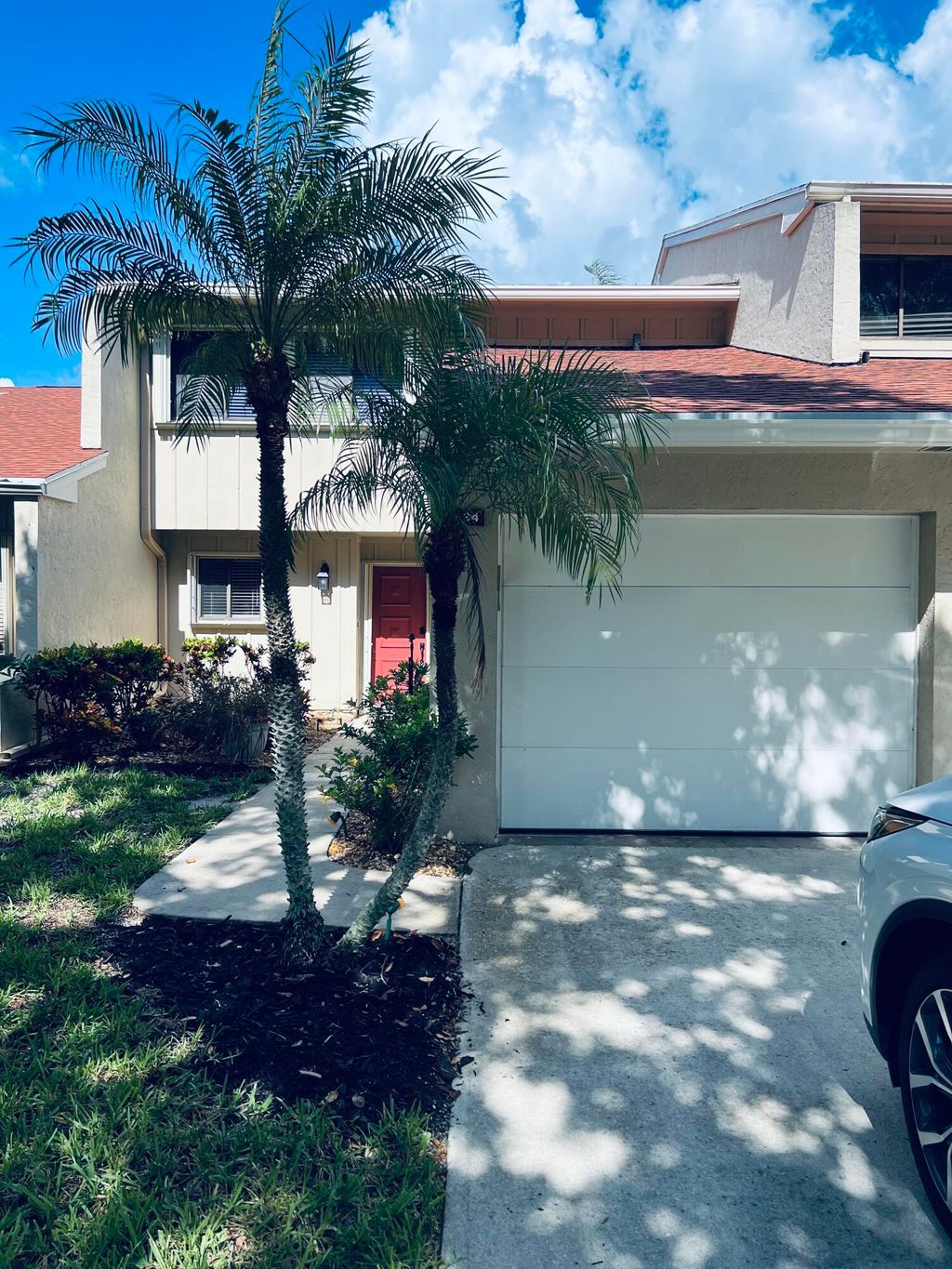 Photo of 1634 SW Crossing Circle, Palm City, FL 34990 (MLS # B26014503)