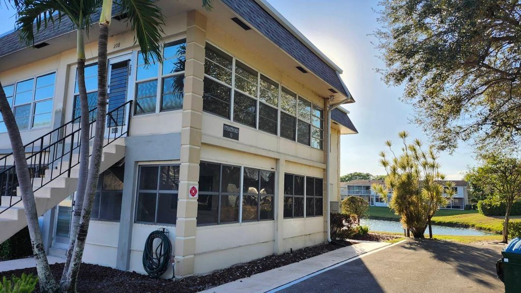 Photo of 200 Stratford O, West Palm Beach, FL 33417 (MLS # R11169655)