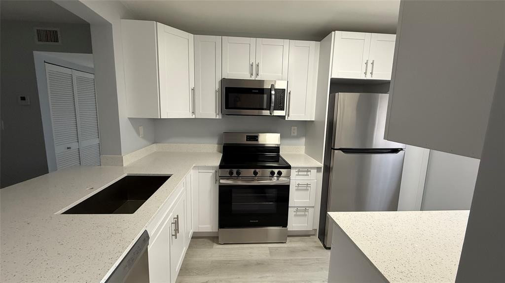 Malibu Club Condo - Residential Lease