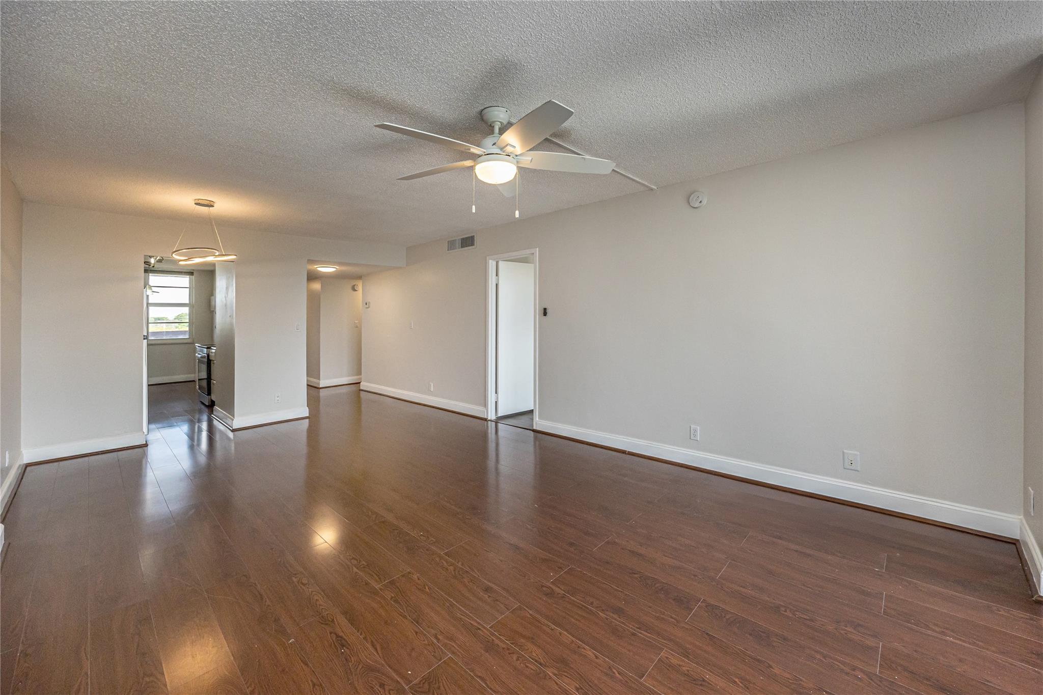 Coronado At Jacaranda Ph - Residential Lease