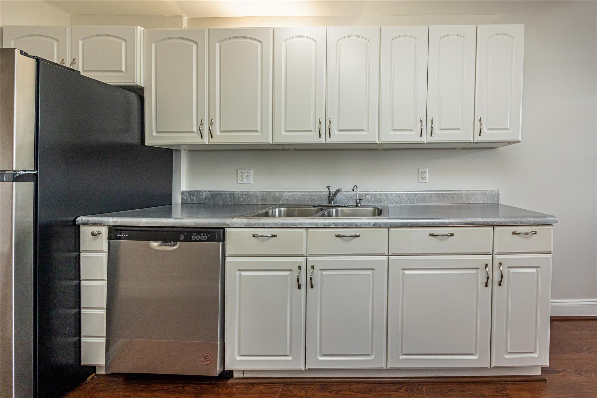 Coronado At Jacaranda Ph - Residential Lease